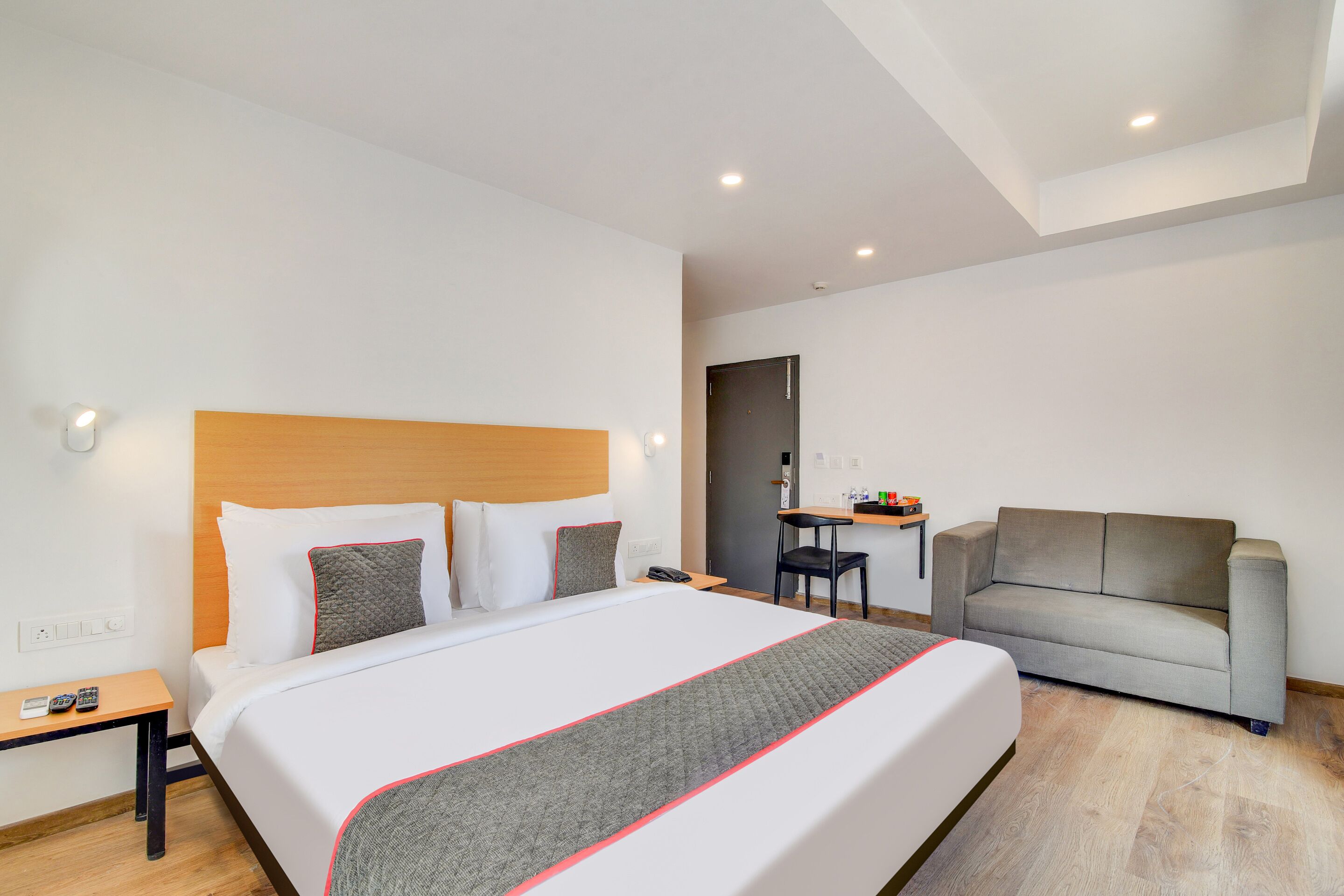 OYO Townhouse 174 Gandhipuram