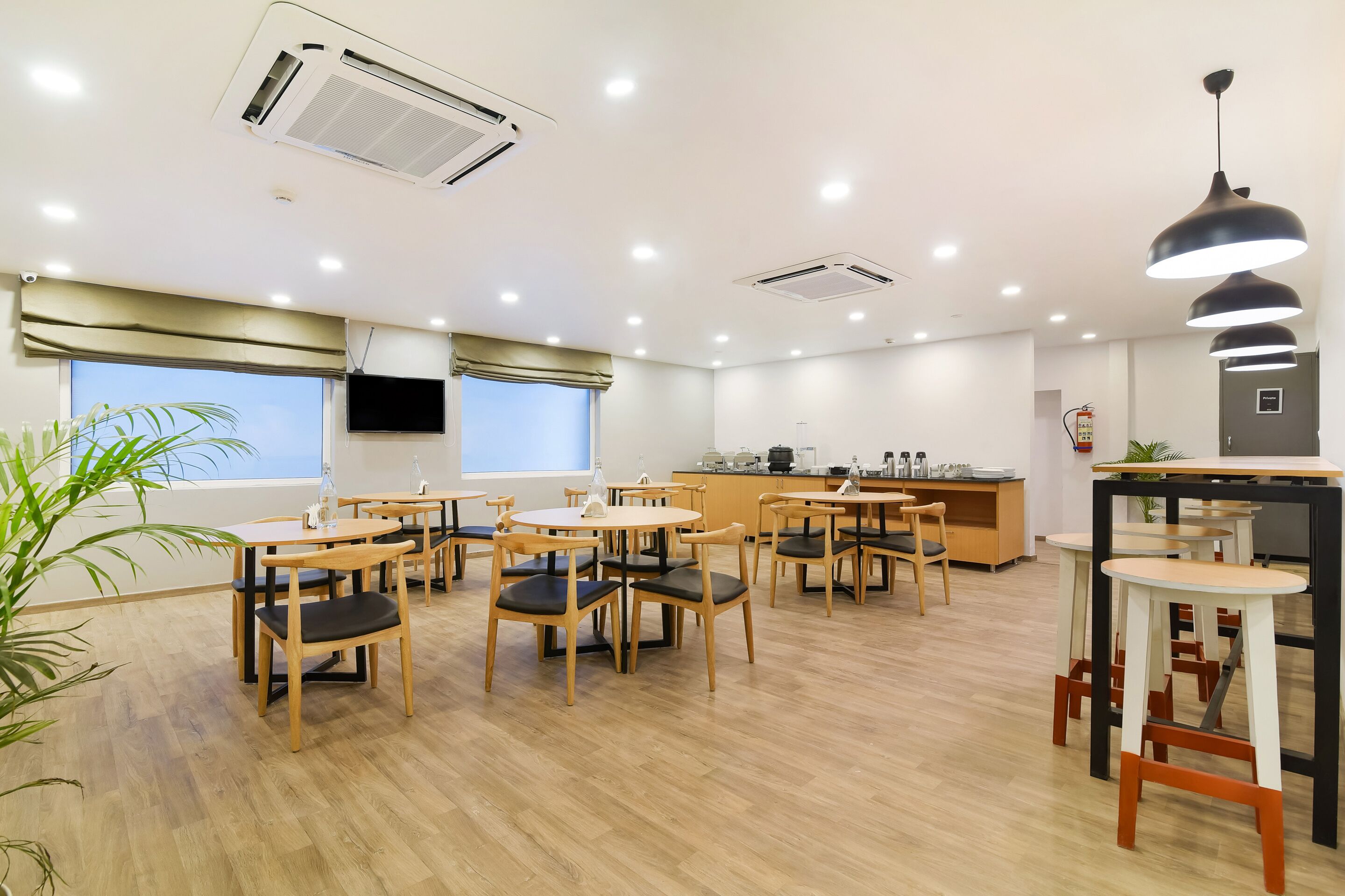 OYO Townhouse 174 Gandhipuram
