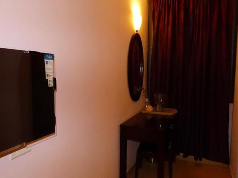 Park Royal Inn