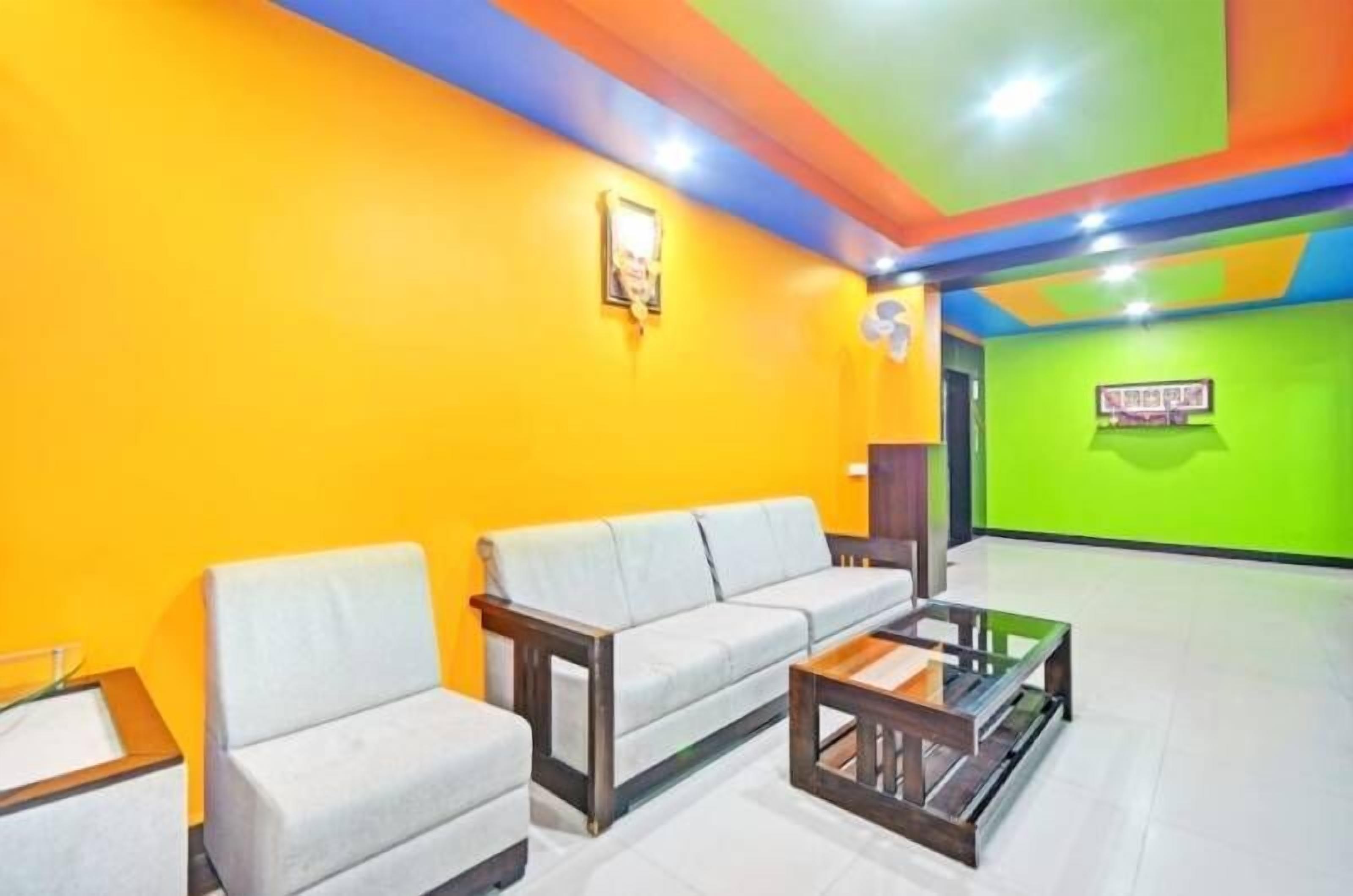 Pph Living Tricolours