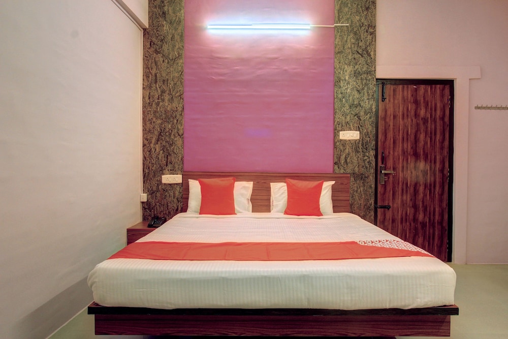 Redwood By OYO Rooms