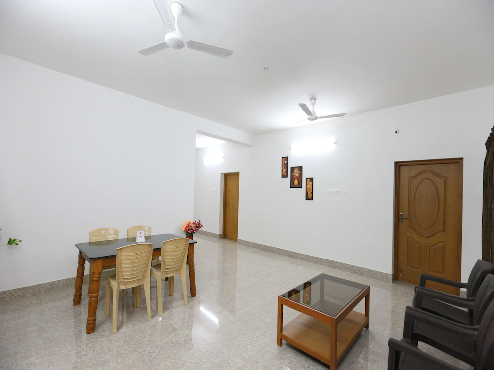 Rithus Residency By OYO Rooms