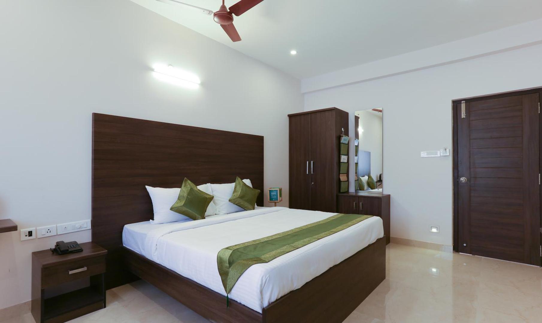 Treebo Trend Hi Line Apartments
