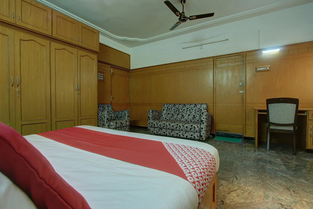 Vivekam Home Stay By OYO Rooms