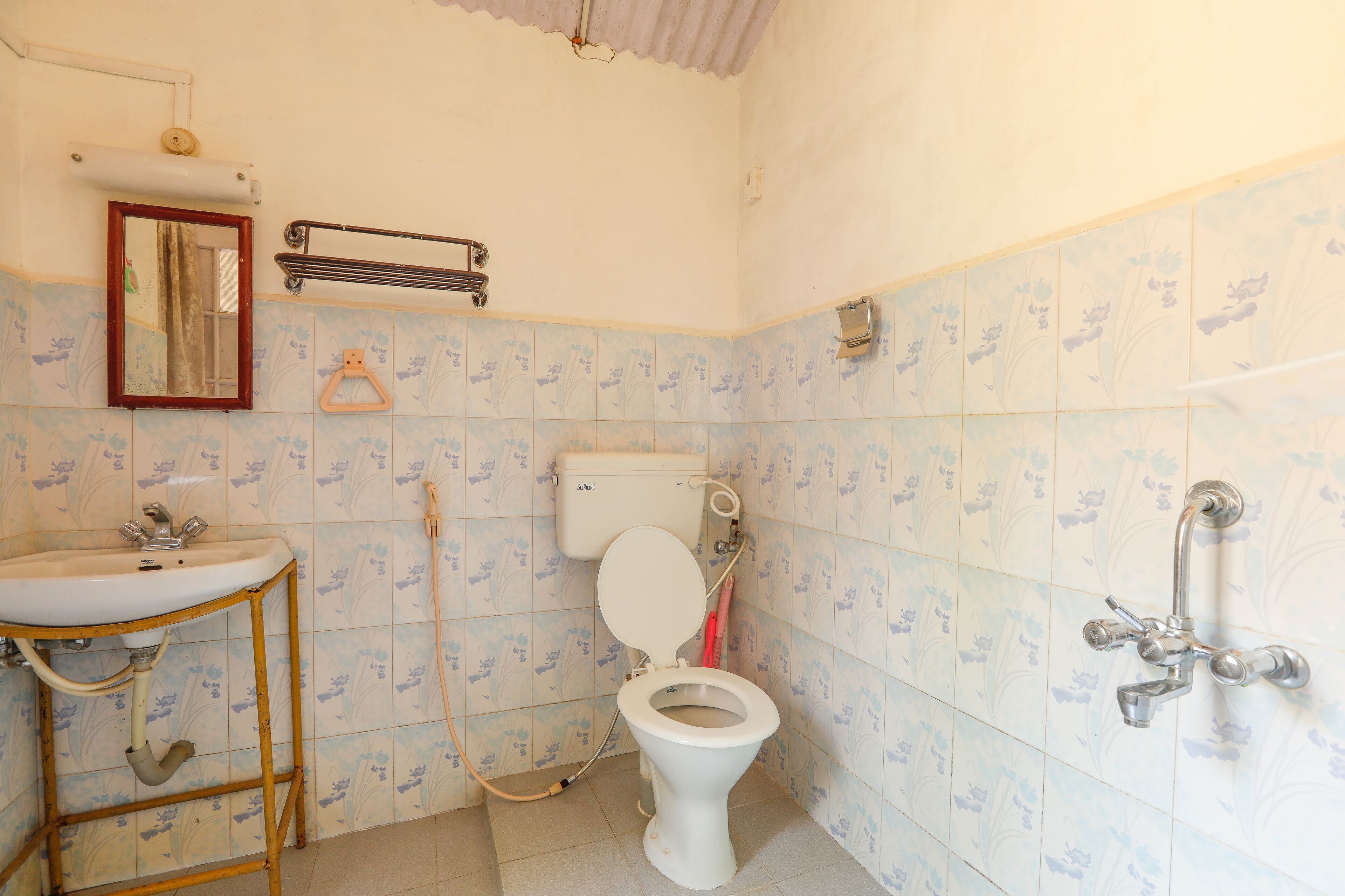 Devashola Homestay
