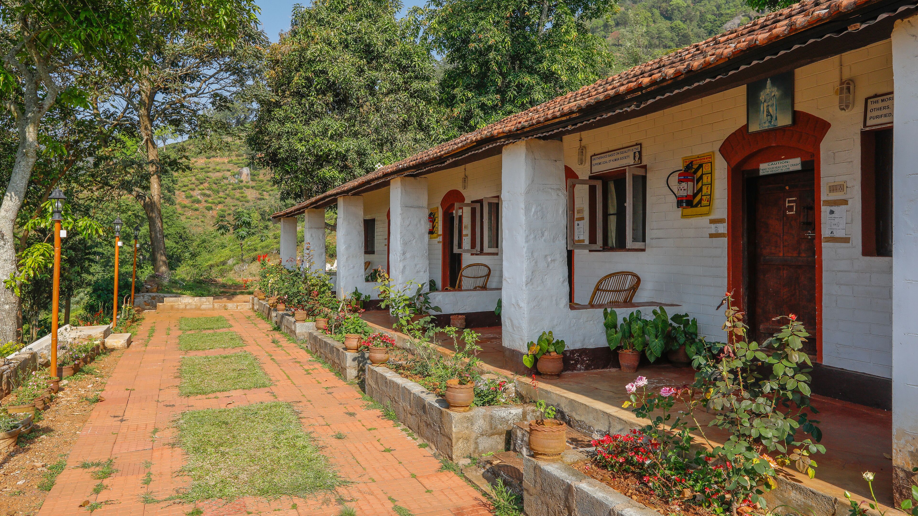 Devashola Homestay