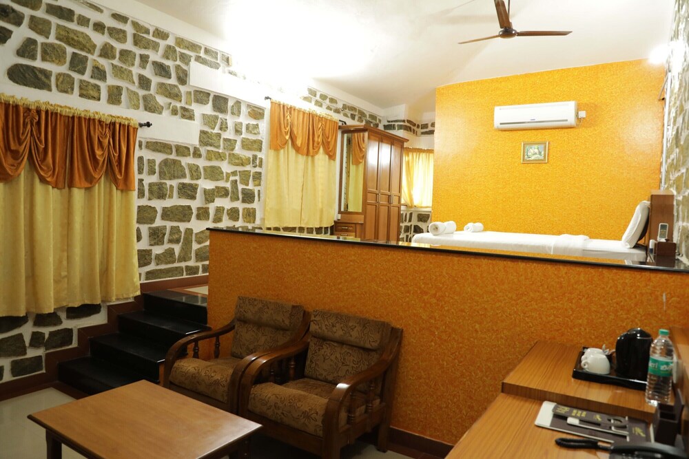 Holiday Valley Nature Resorts