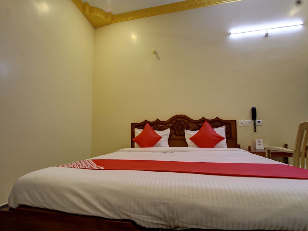 K S Residency By OYO Rooms