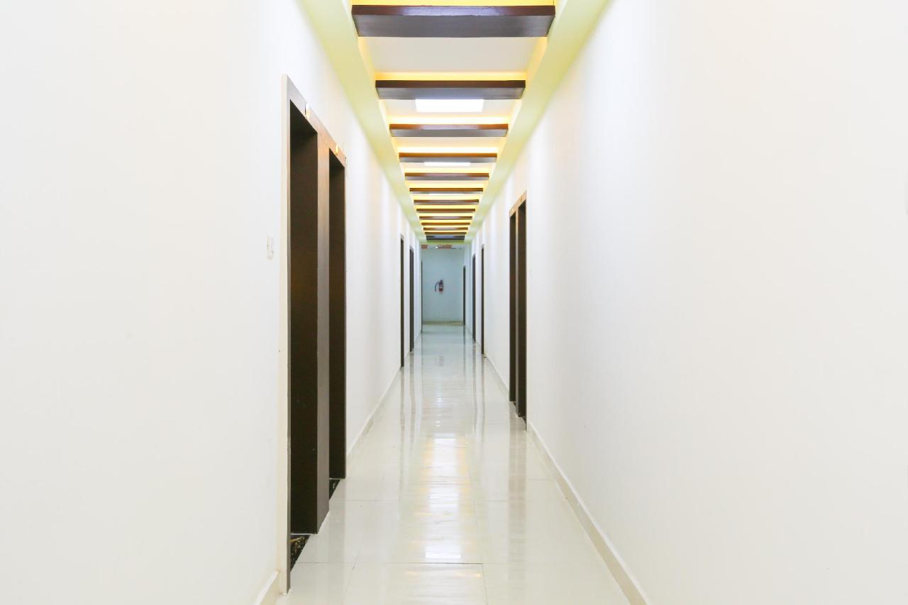 Priyanka Residency by OYO Rooms