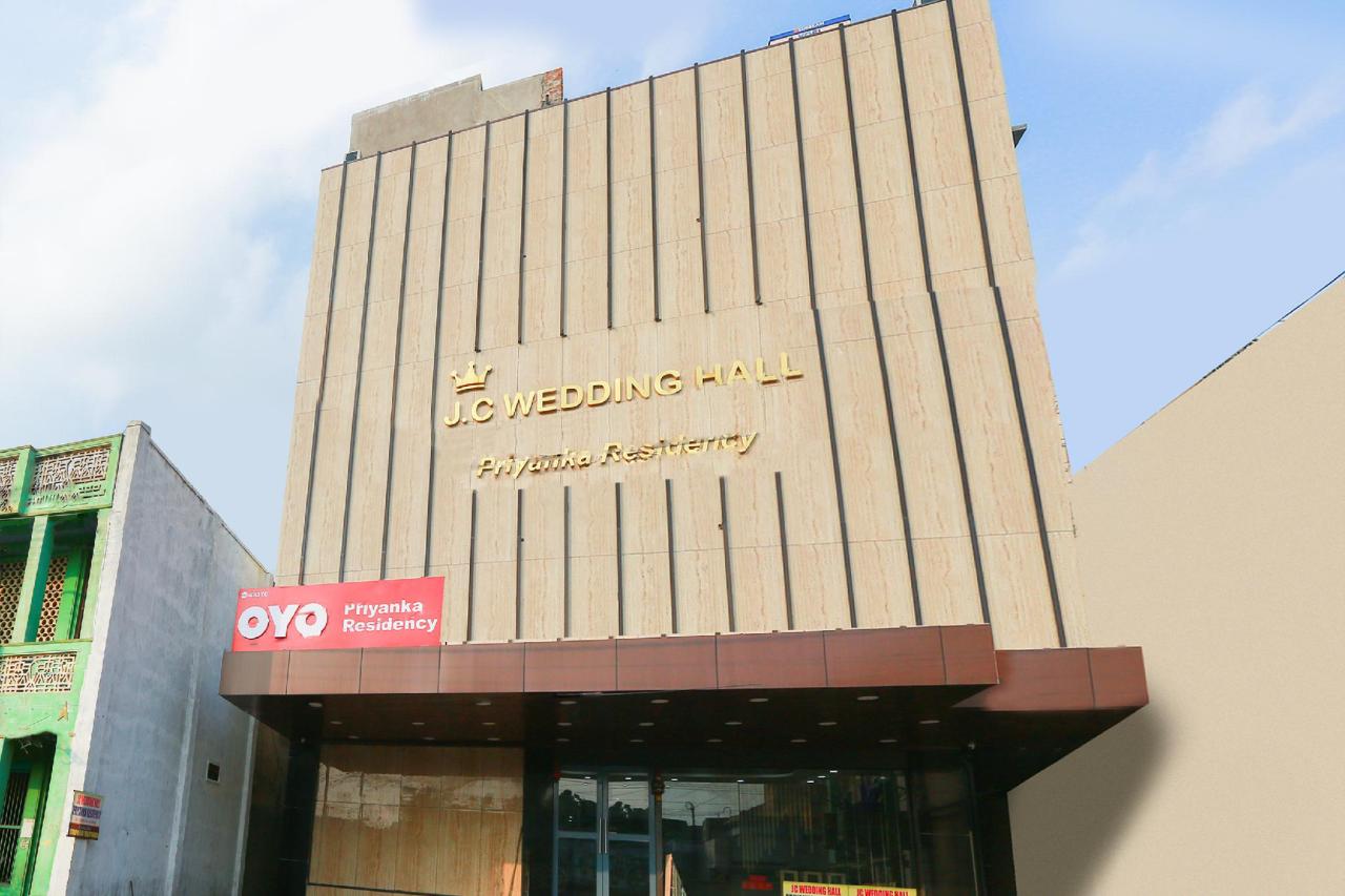 Priyanka Residency by OYO Rooms