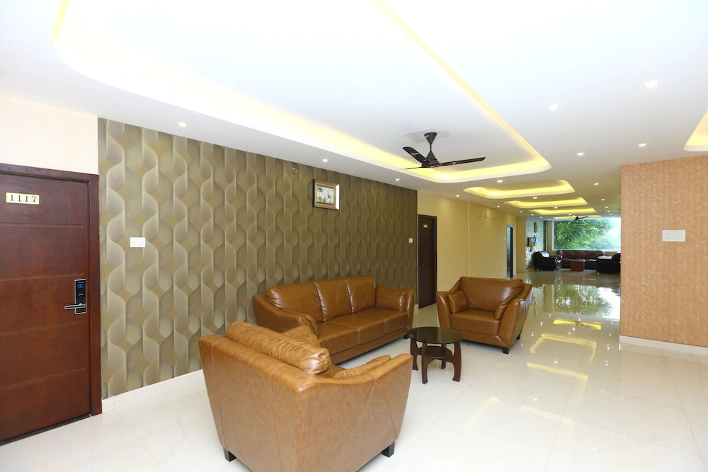 RB Grand Residency by OYO Rooms