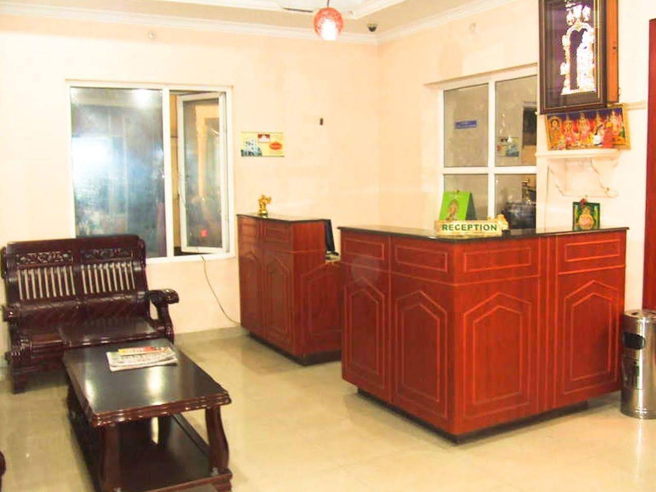 Kumaran Residency