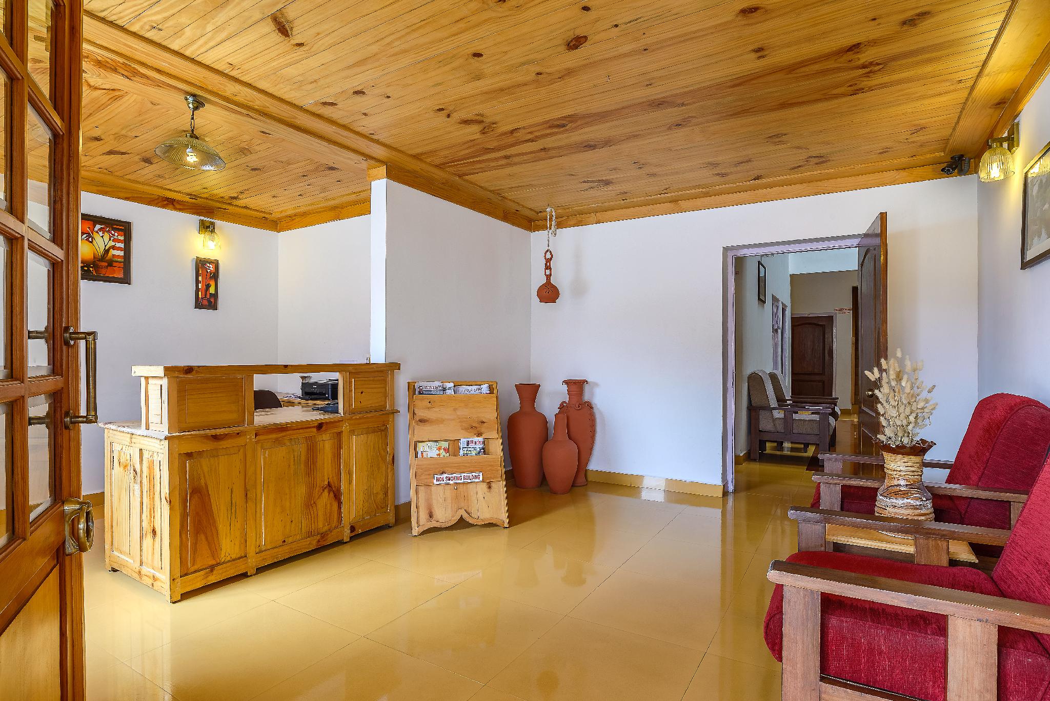 Altius Nest Hotel