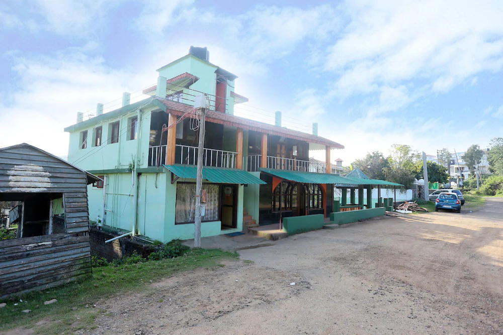Daney's Guesthouse by OYO Rooms