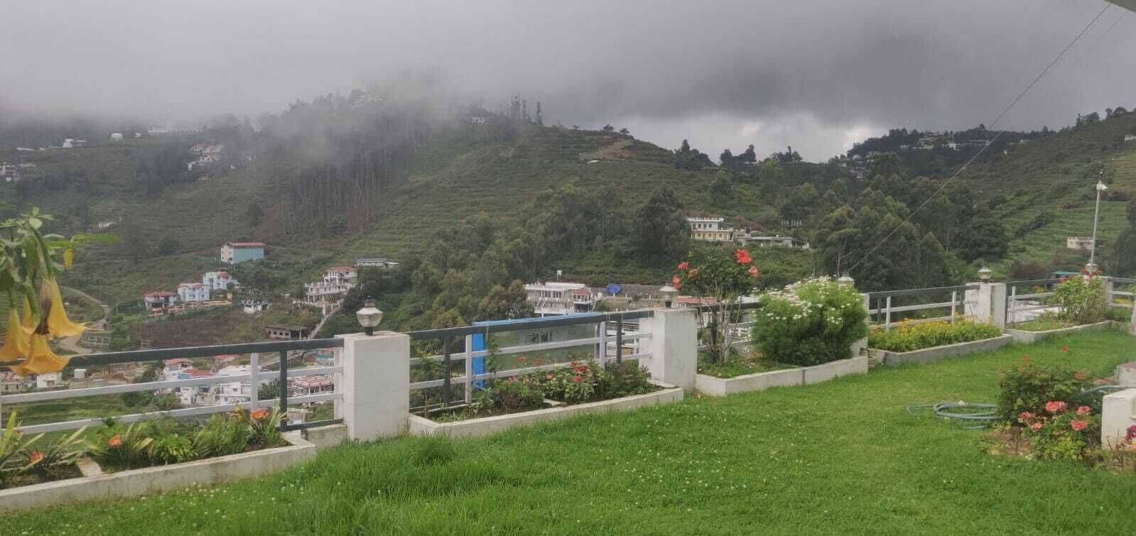 Guru Vela Homestay