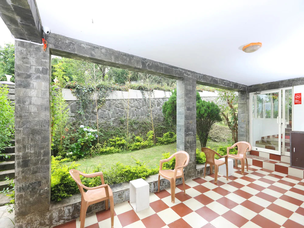 Rose Flower Nest by OYO Rooms
