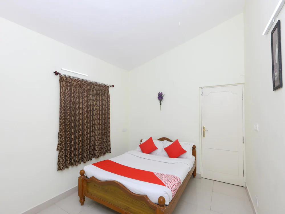 Rose Flower Nest by OYO Rooms