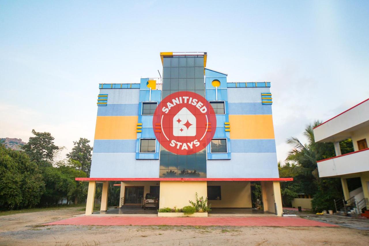 Hotel Shashva Park by OYO Rooms