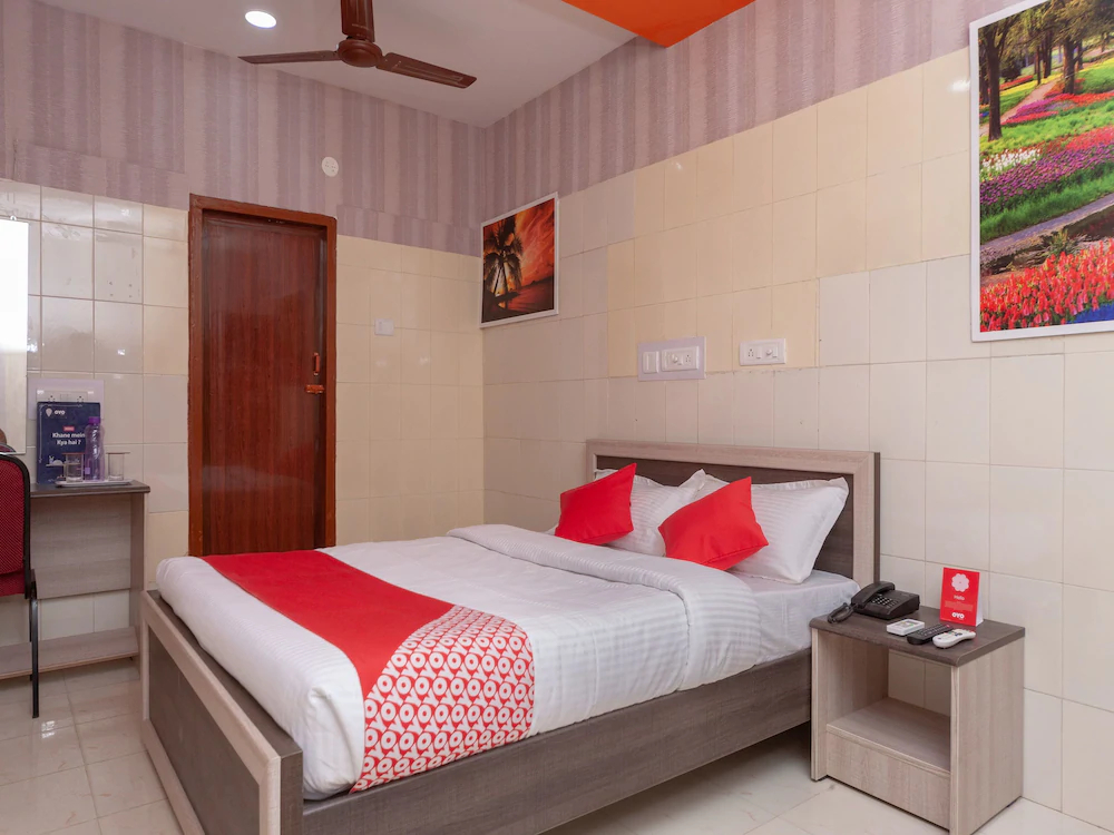 Akash Inn Elite By OYO Rooms