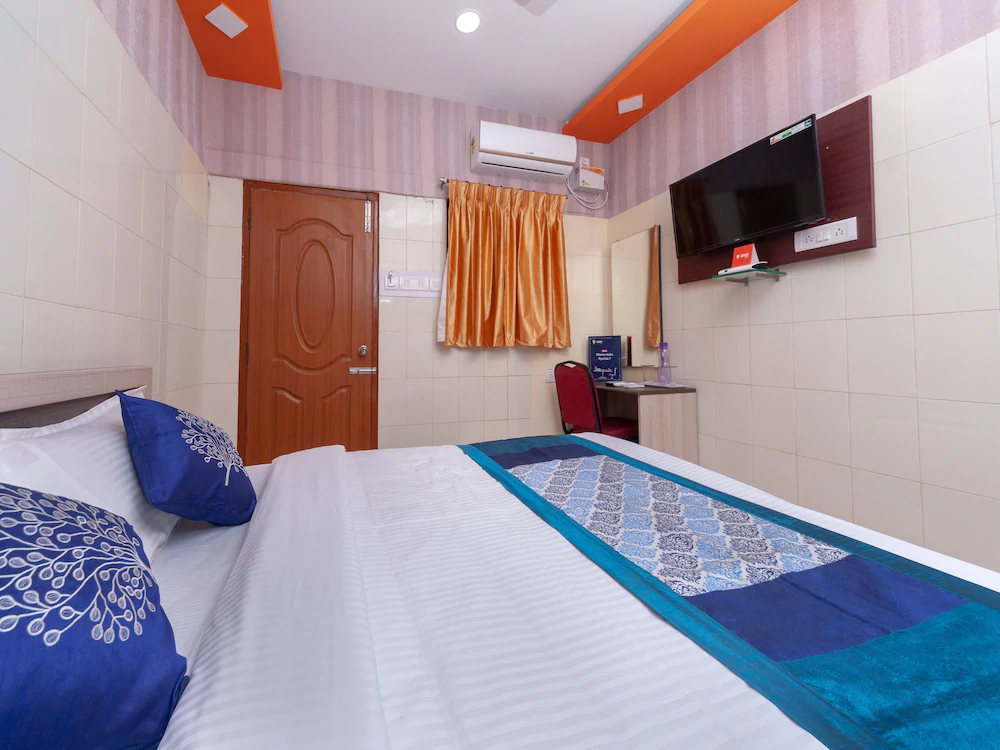 Akash Inn Elite By OYO Rooms