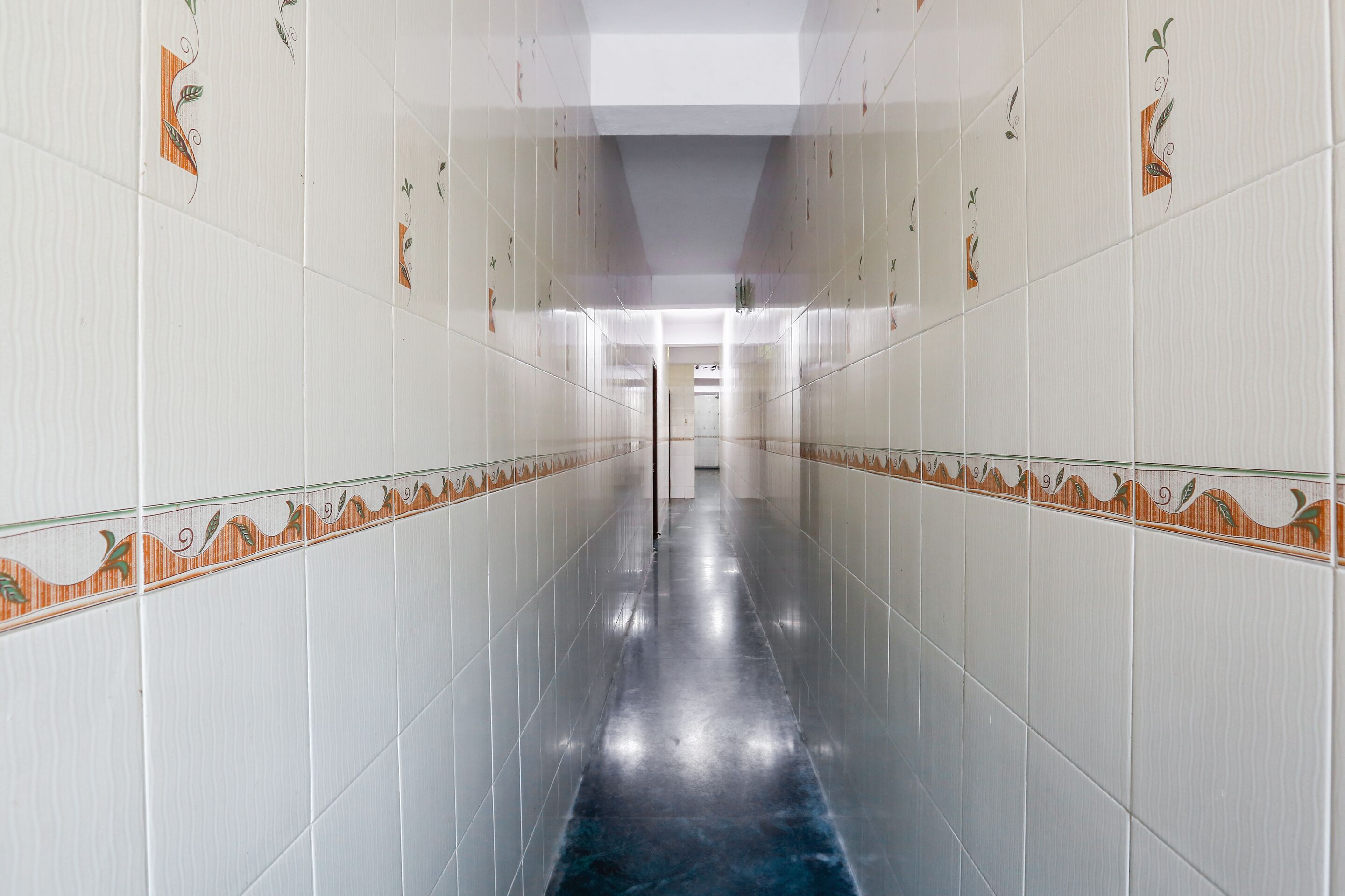 Ams Guest House by OYO Rooms