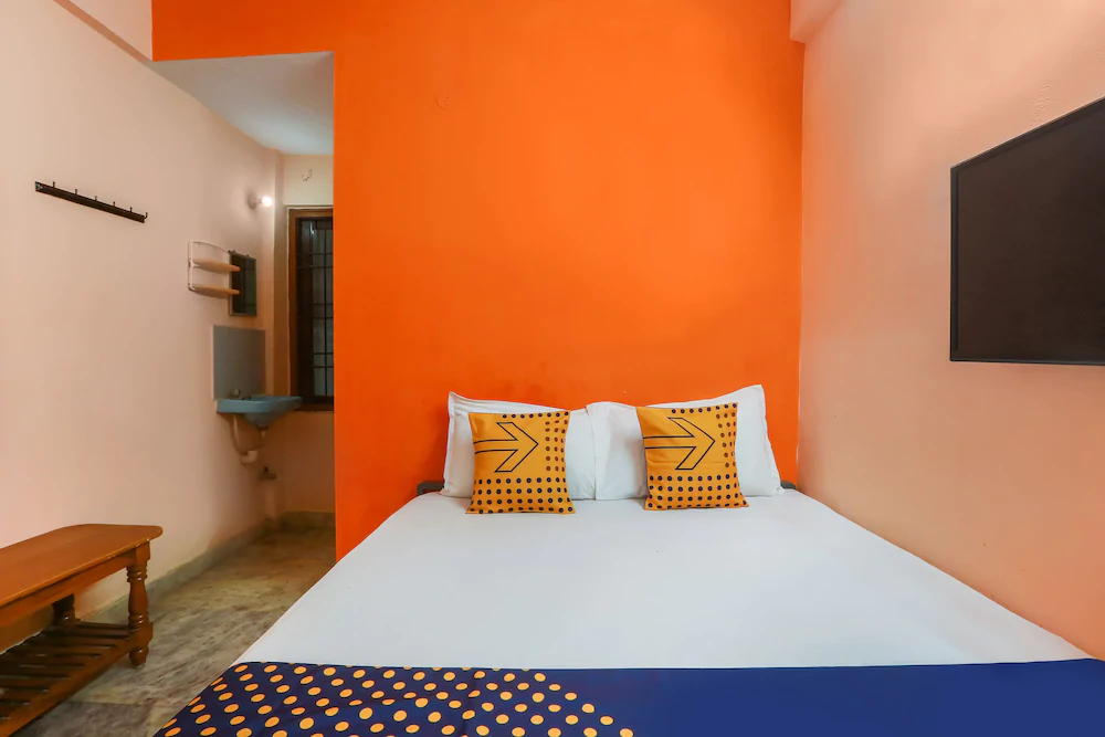 Spot On Annai Guest House
