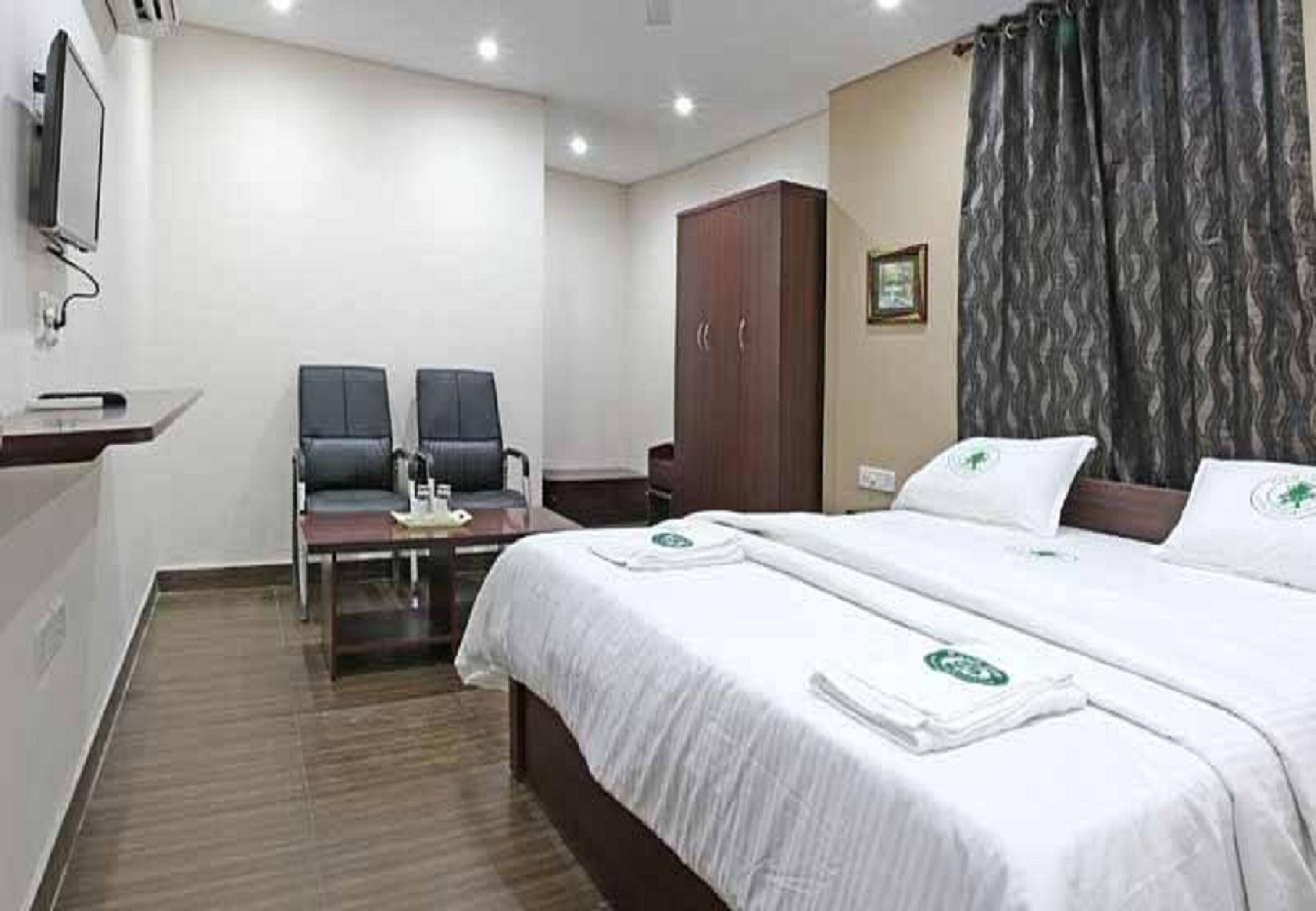 Avyukt Suites