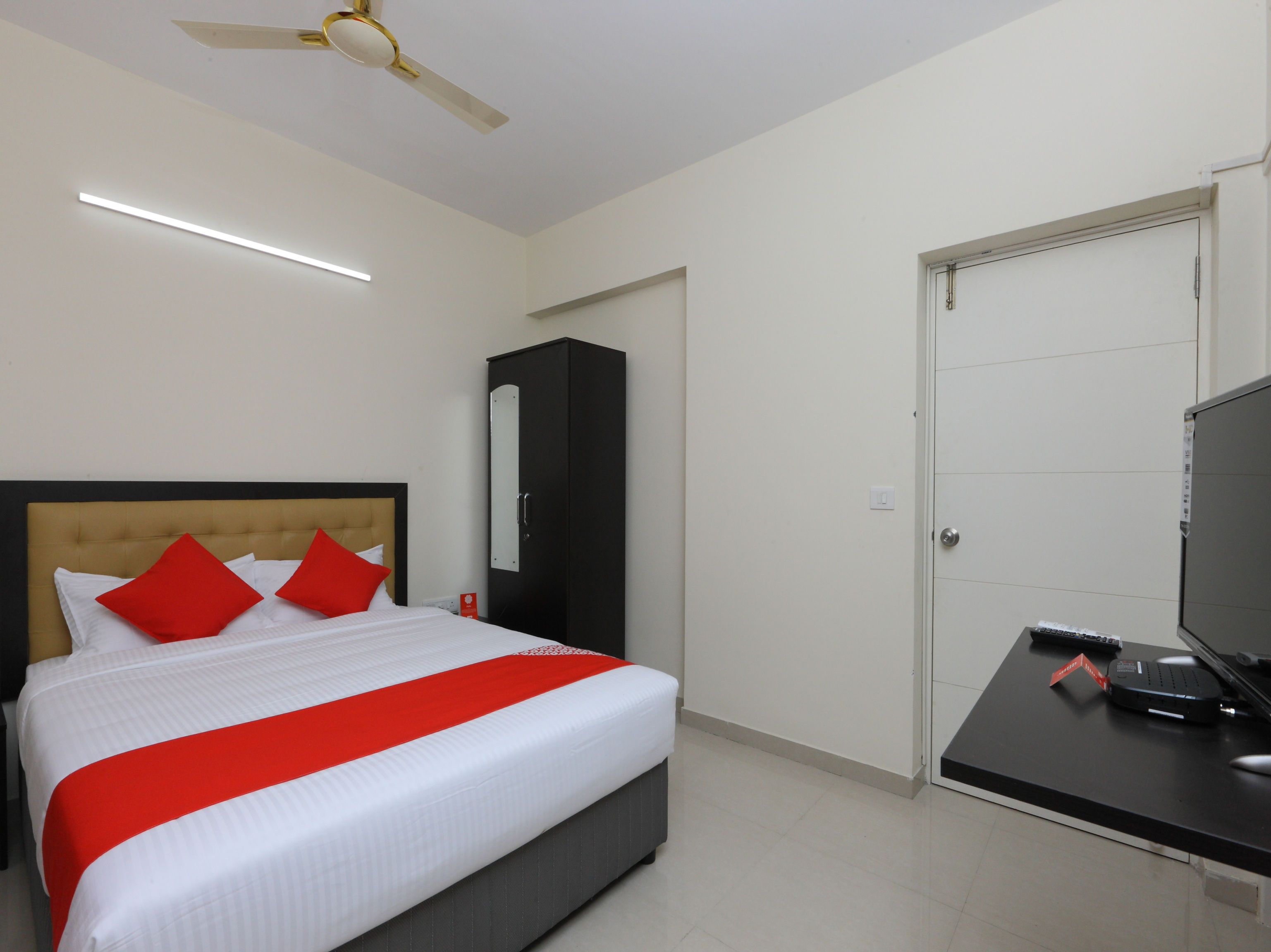 Daniel's Silver Oak serviced apartments by OYO Rooms