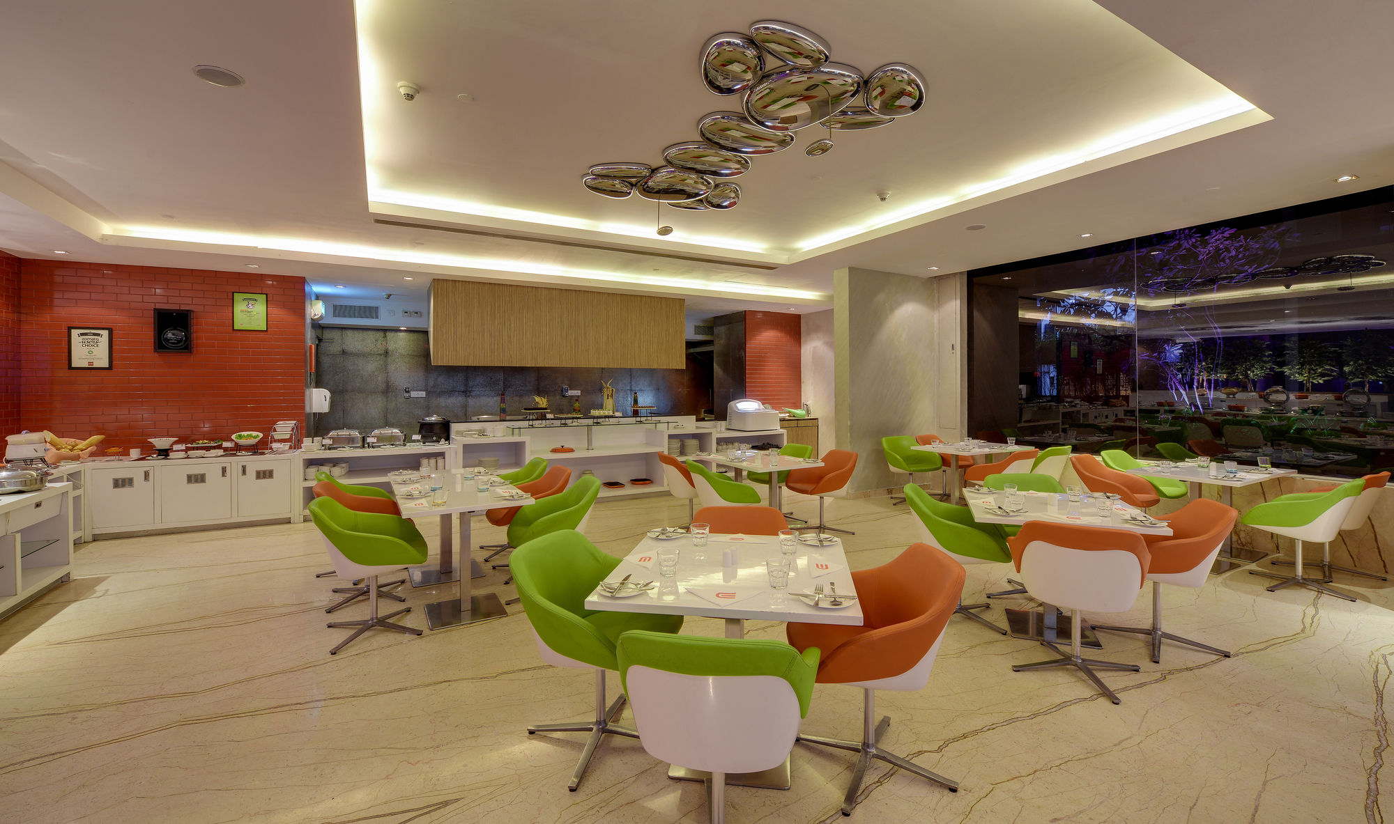 E Mall Hotel
