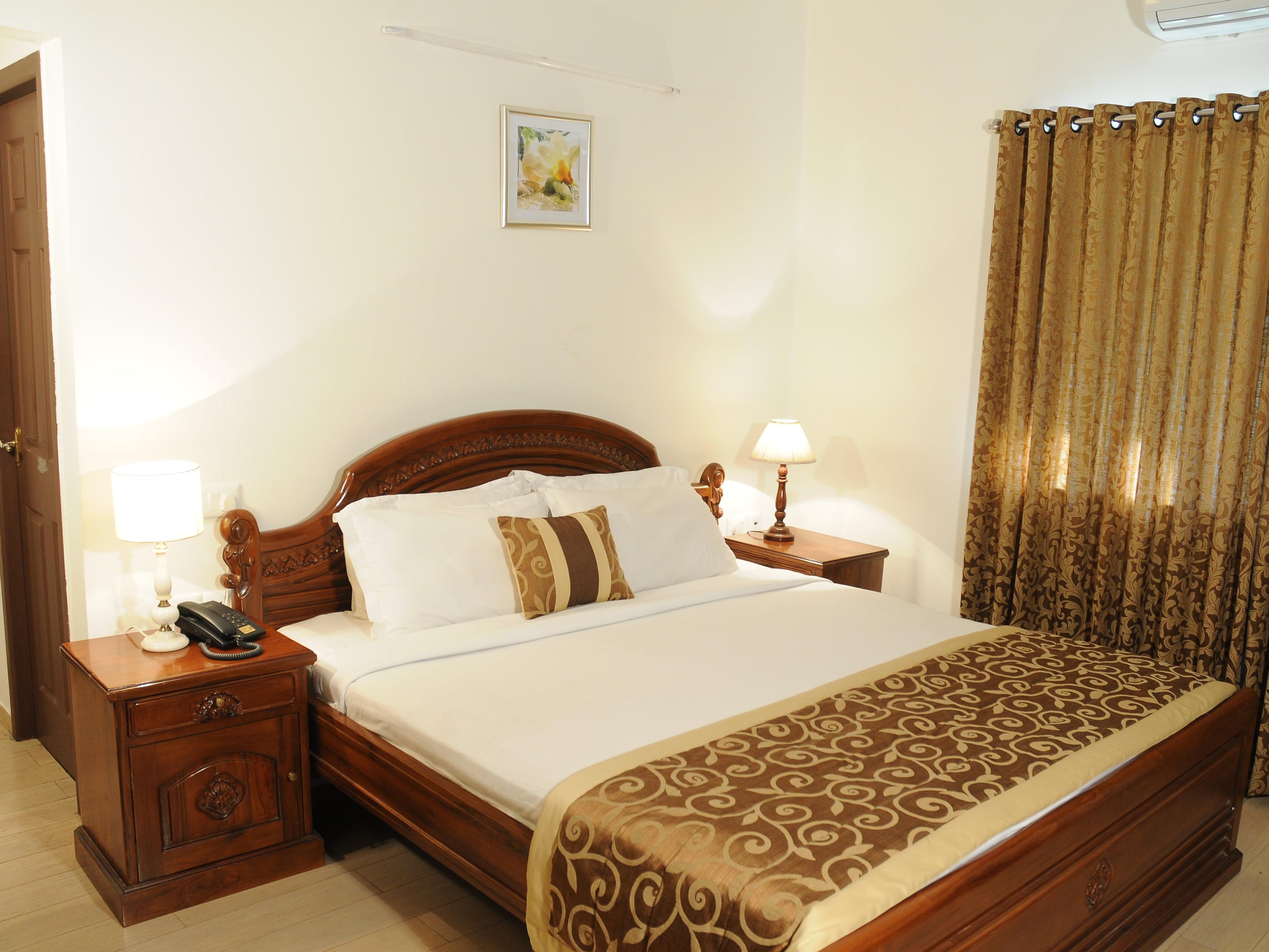 Executive Comfort Guindy