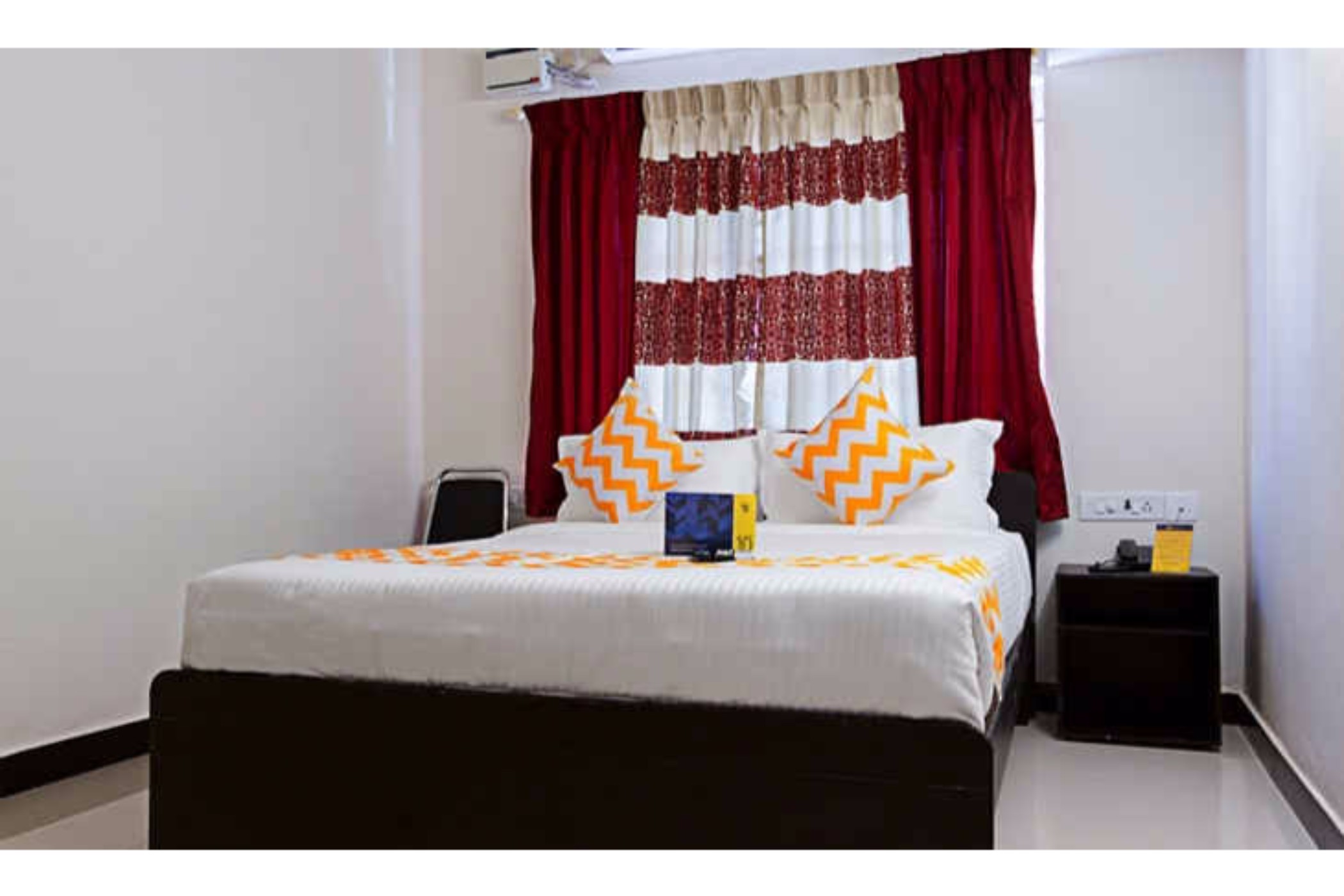 Hotel Sharon Residency