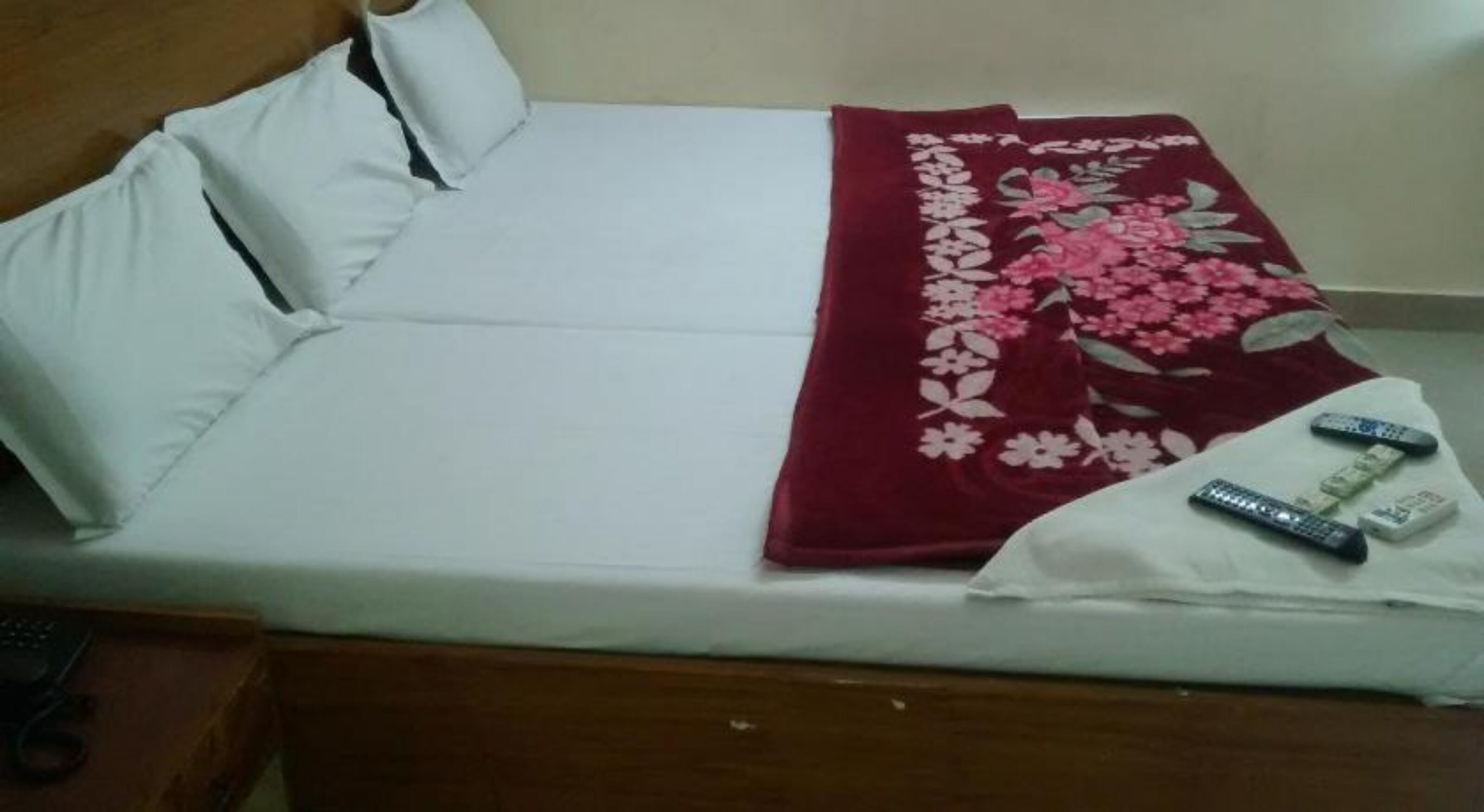 Goroomgo Central Afia Residency chennai