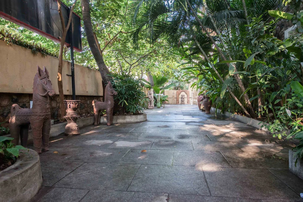 Hanu Reddy Residences Wallace Garden