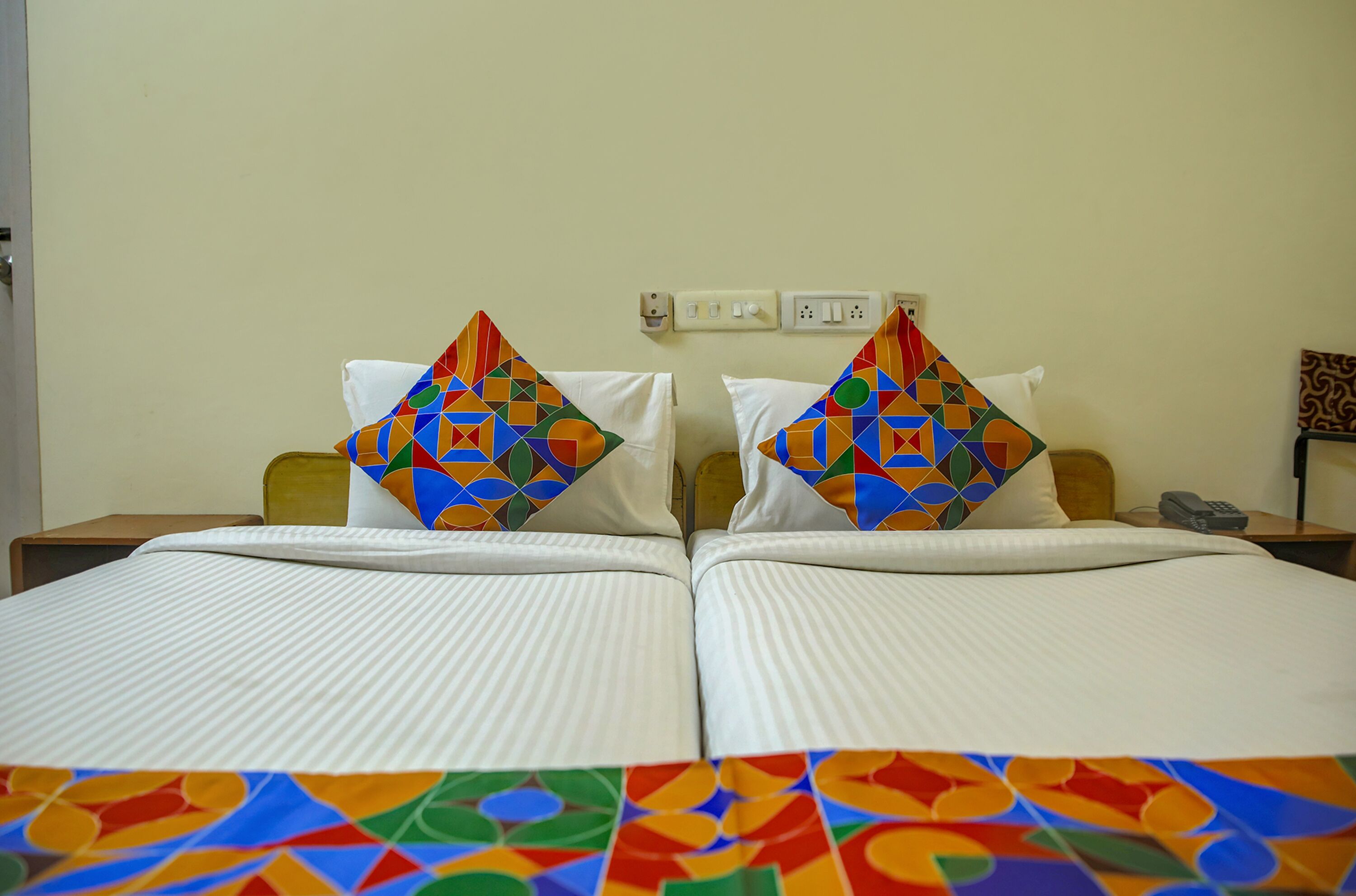 Hibiscus Stays by Fabhotel