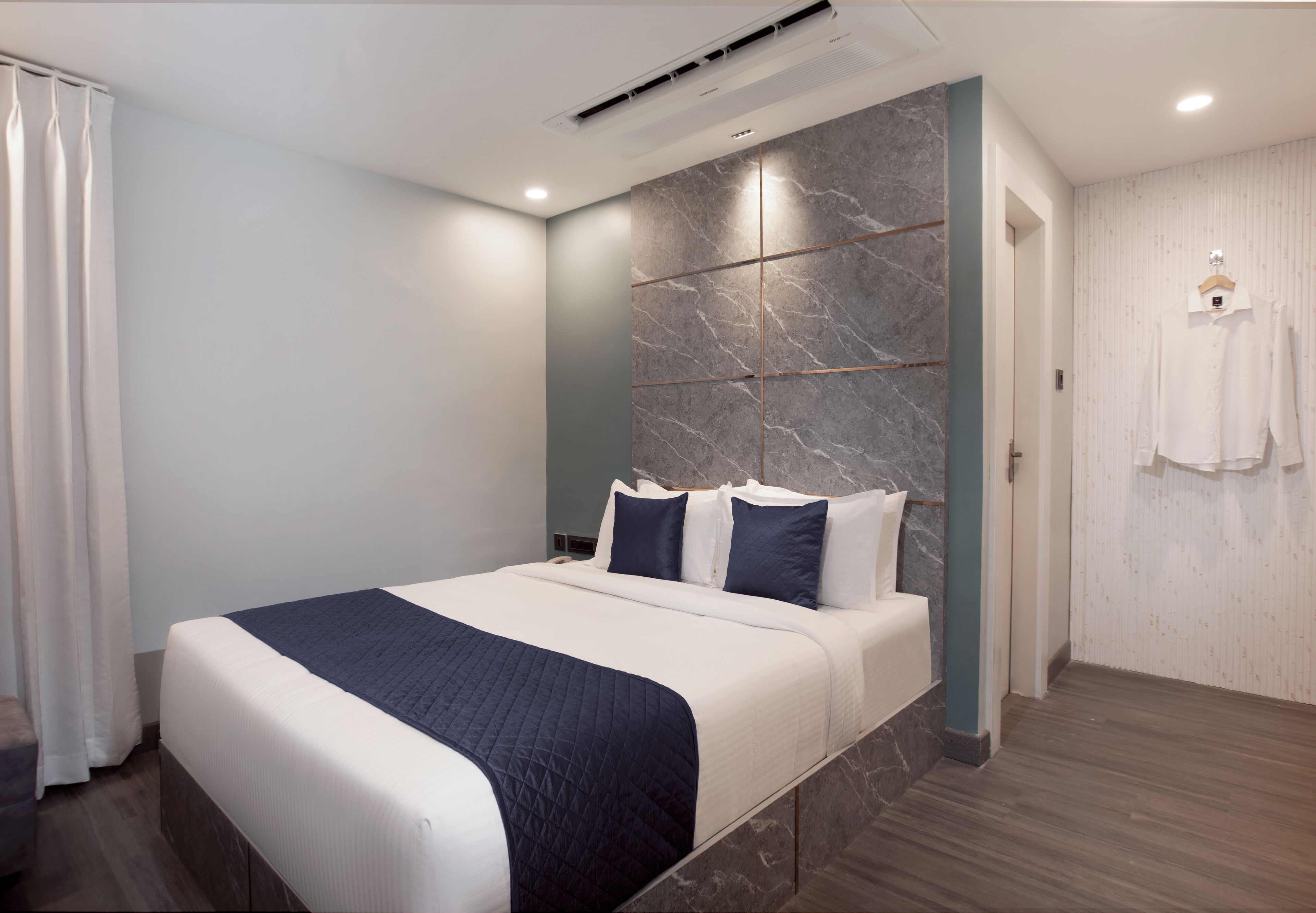 Hotel 44 Oasis