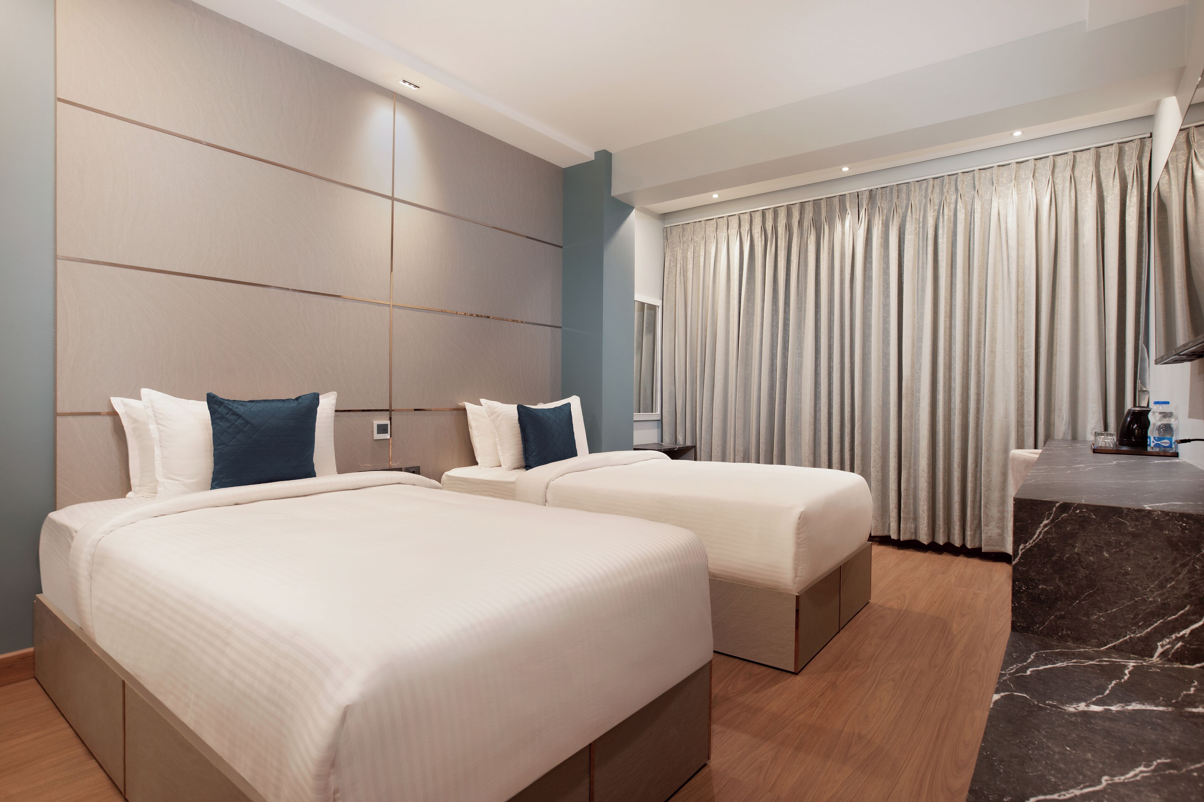 Hotel 44 Oasis