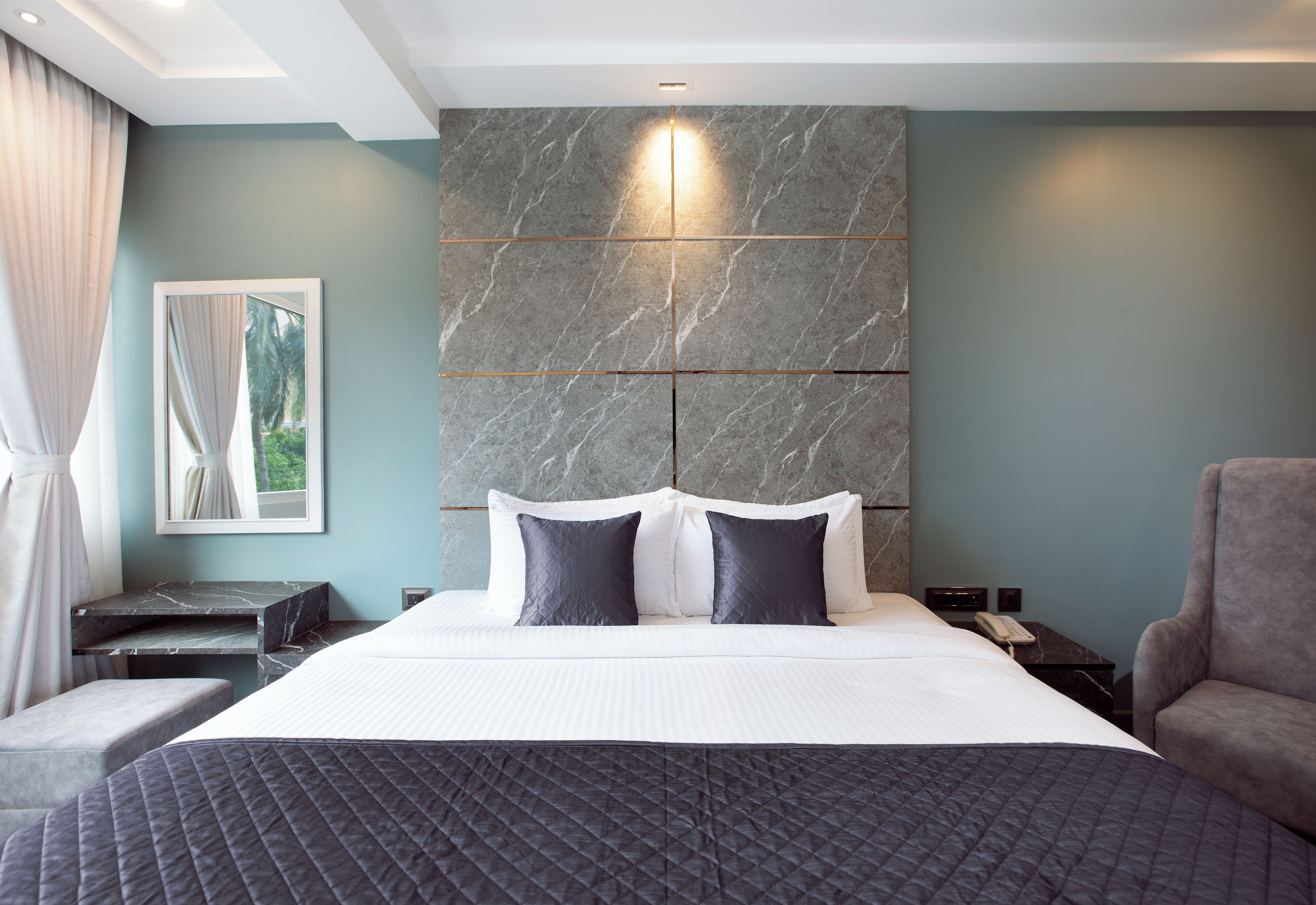Hotel 44 Oasis