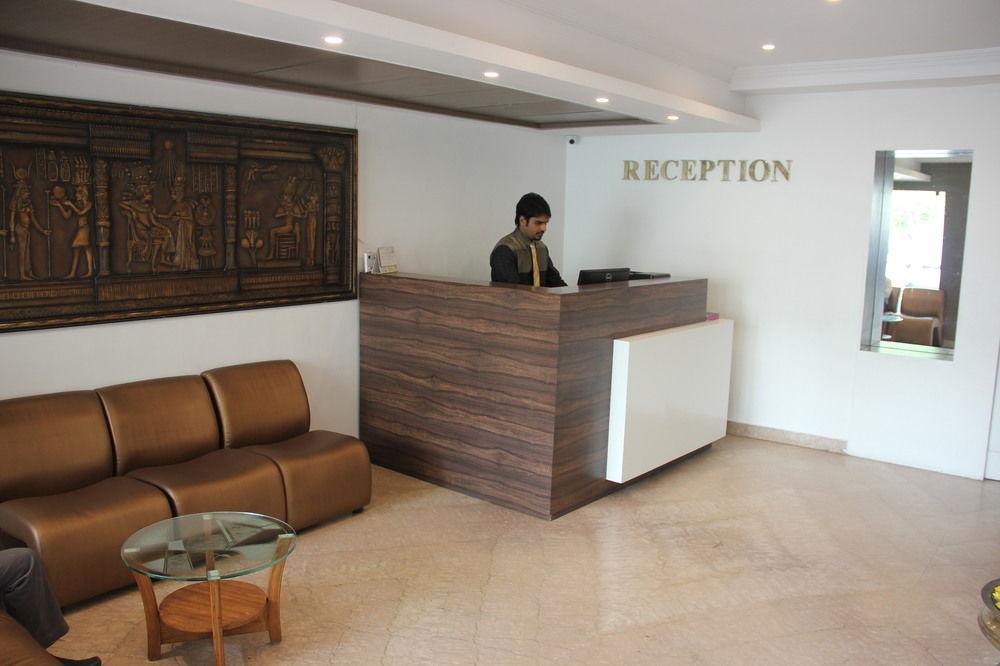 Hotel Brownstar