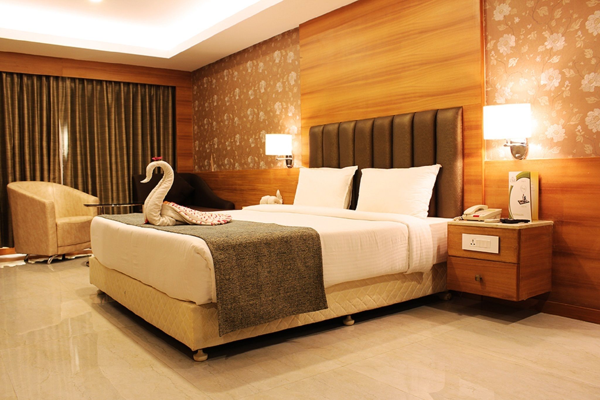Townhouse OAK Hotel Chennai La Palace