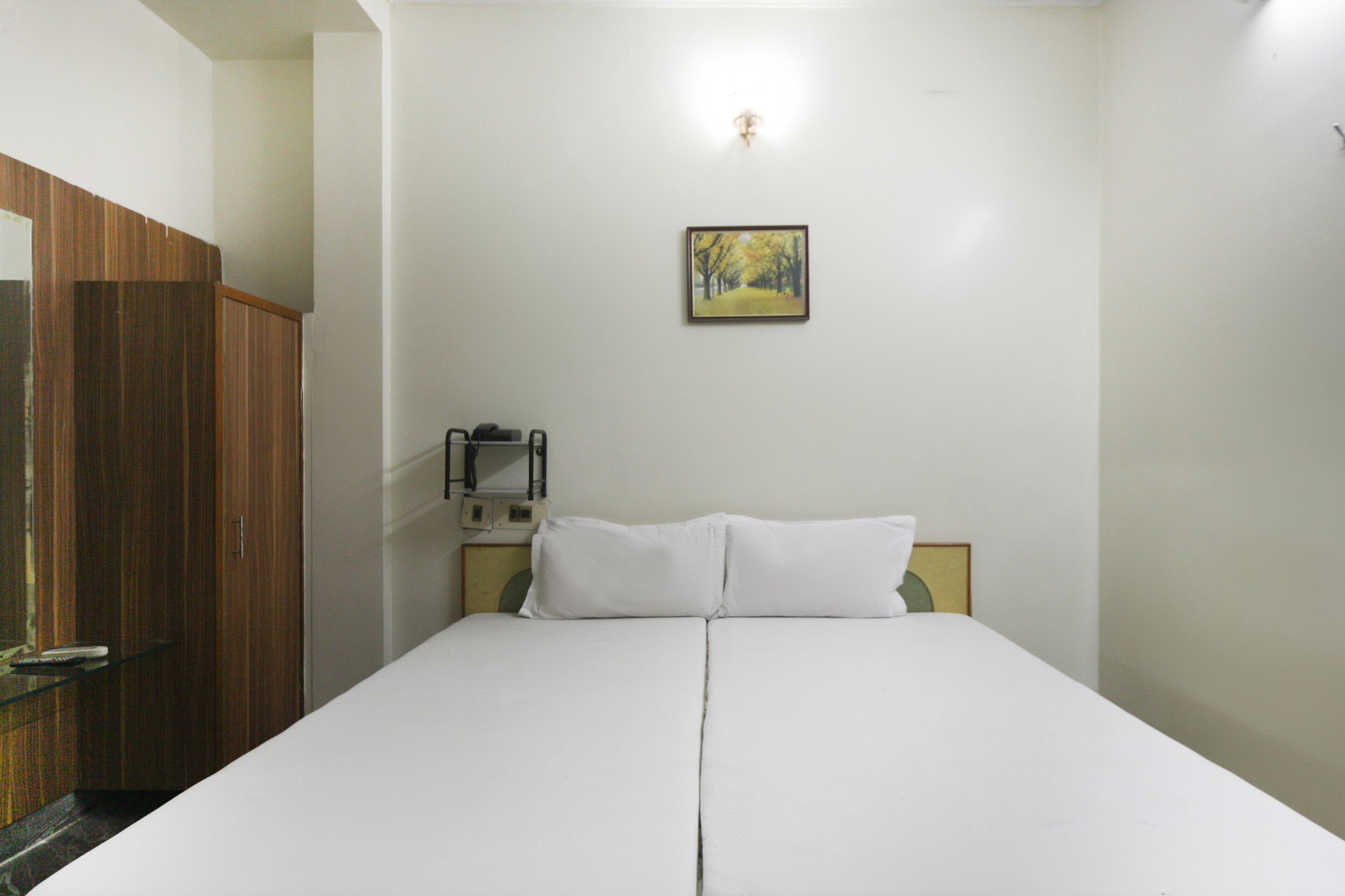 Hotel Le Palace by OYO Rooms
