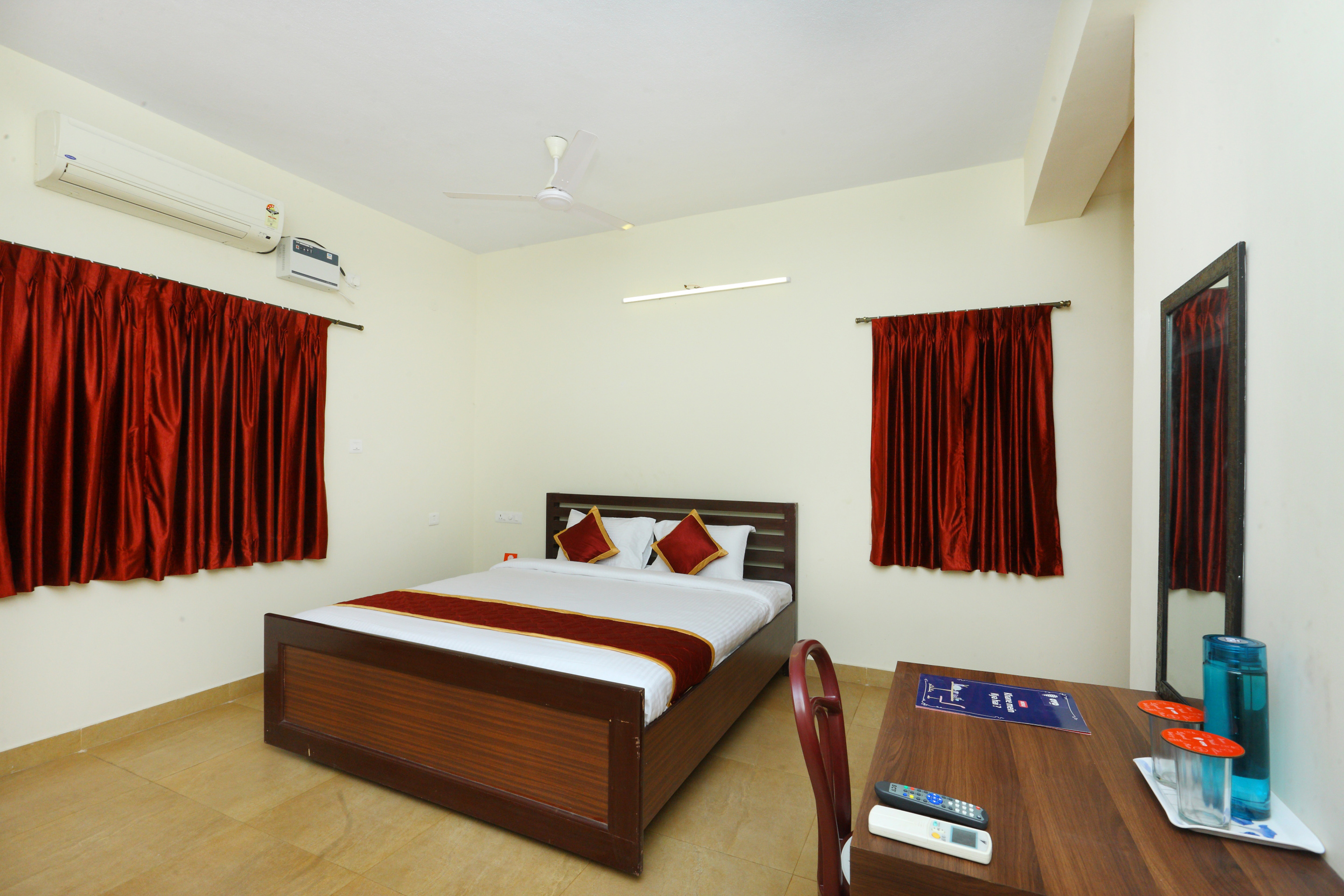 Hotel Twilight Bay By OYO Rooms
