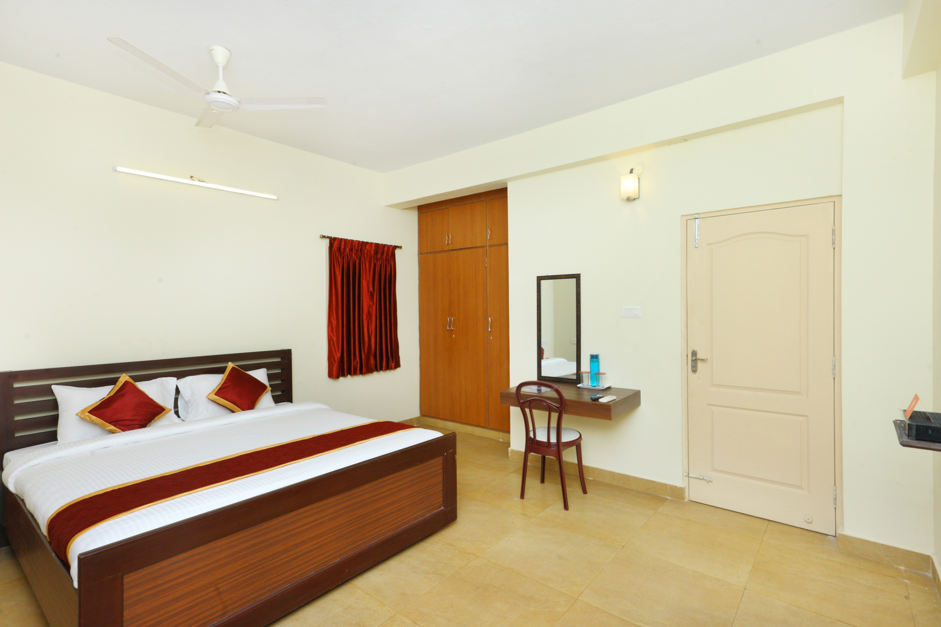 Hotel Twilight Bay By OYO Rooms