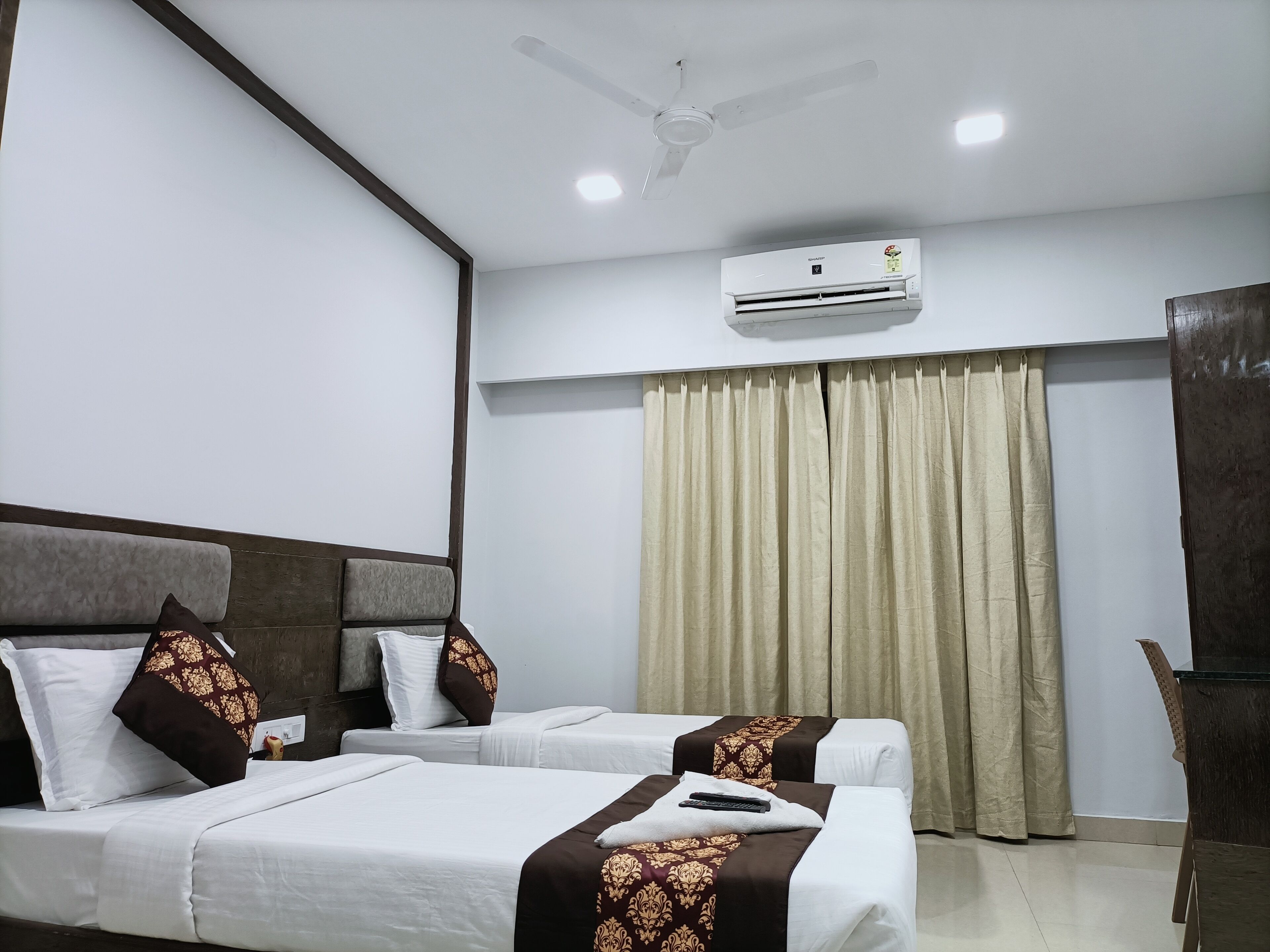 Hotel Zain Grande