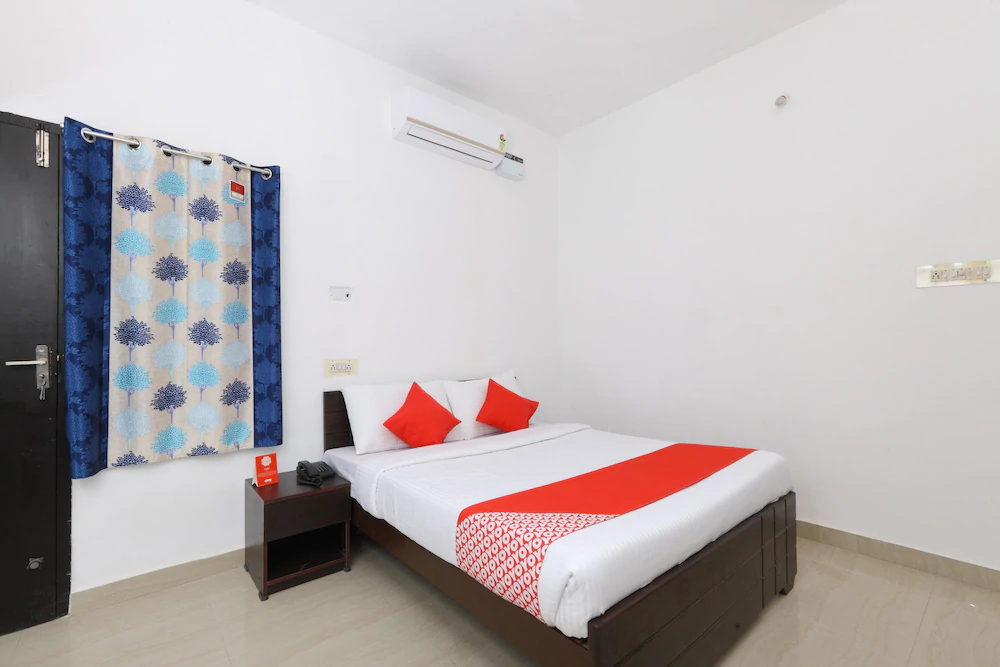 Jas Residency by OYO Rooms