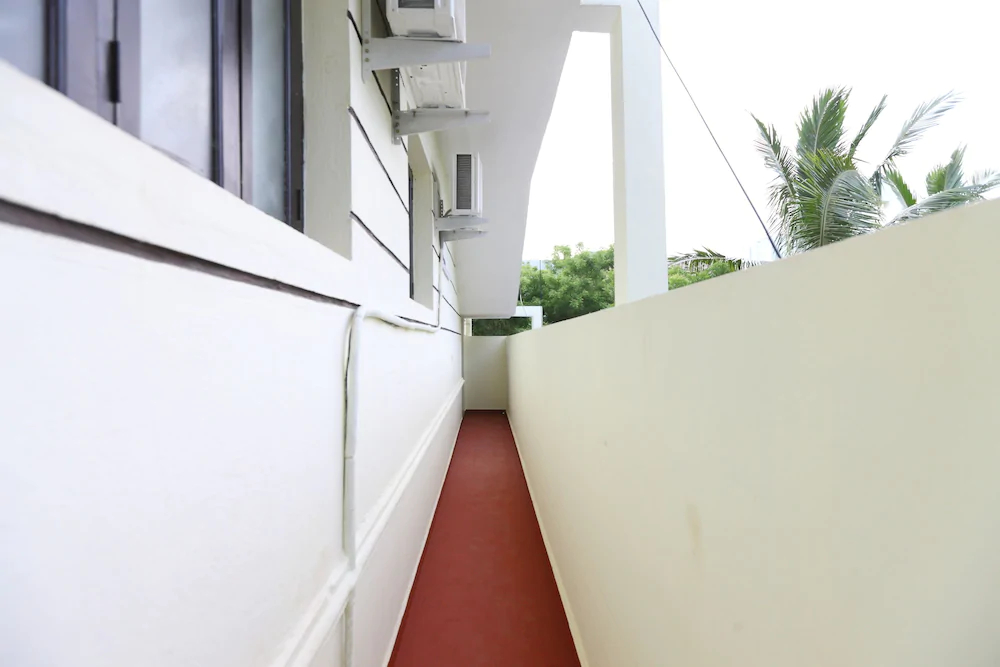 Jas Residency by OYO Rooms