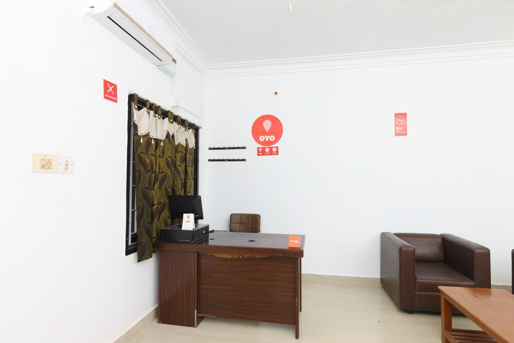 Jas Residency by OYO Rooms