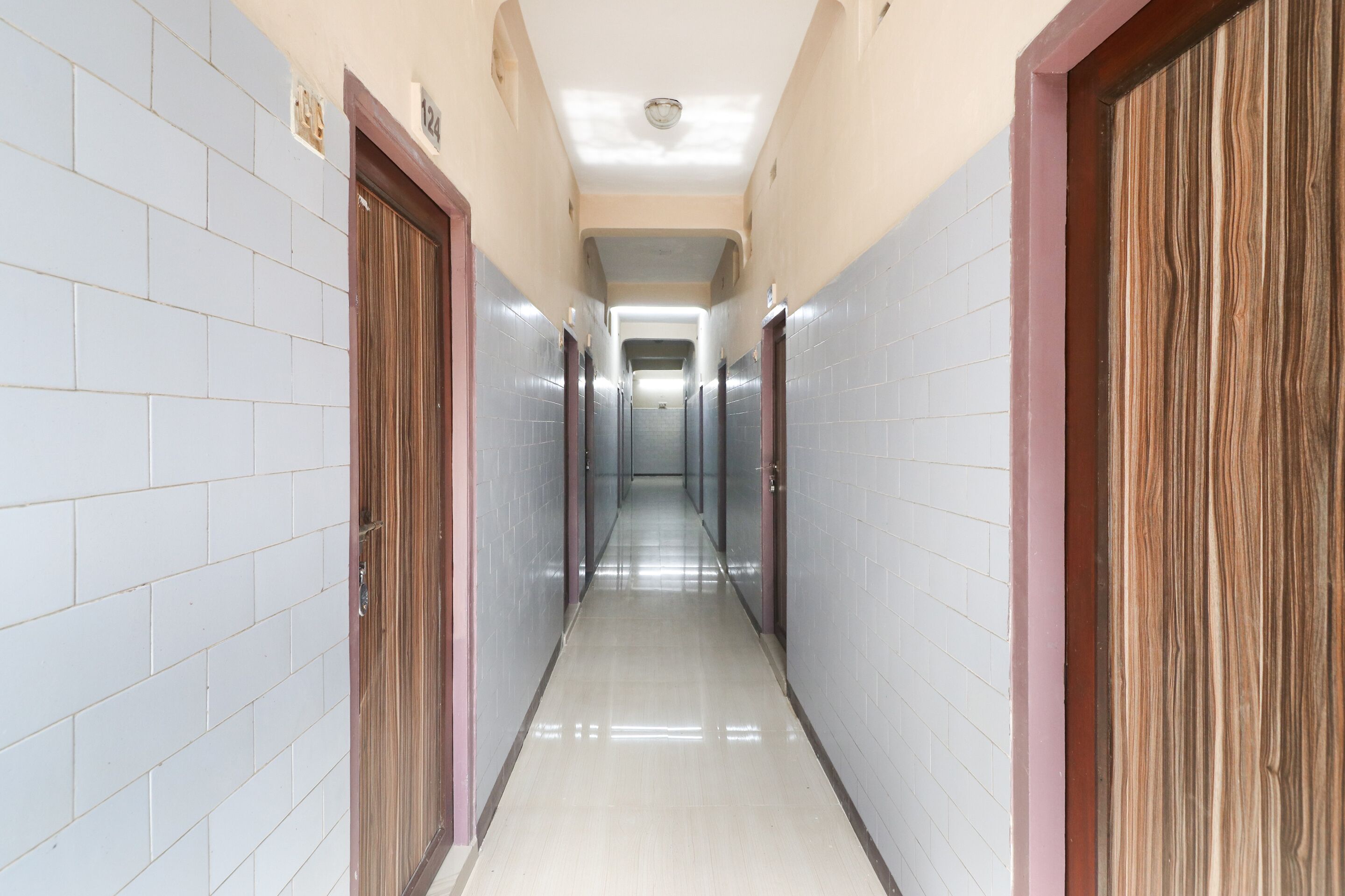 Jayanthi Mansion by OYO Rooms