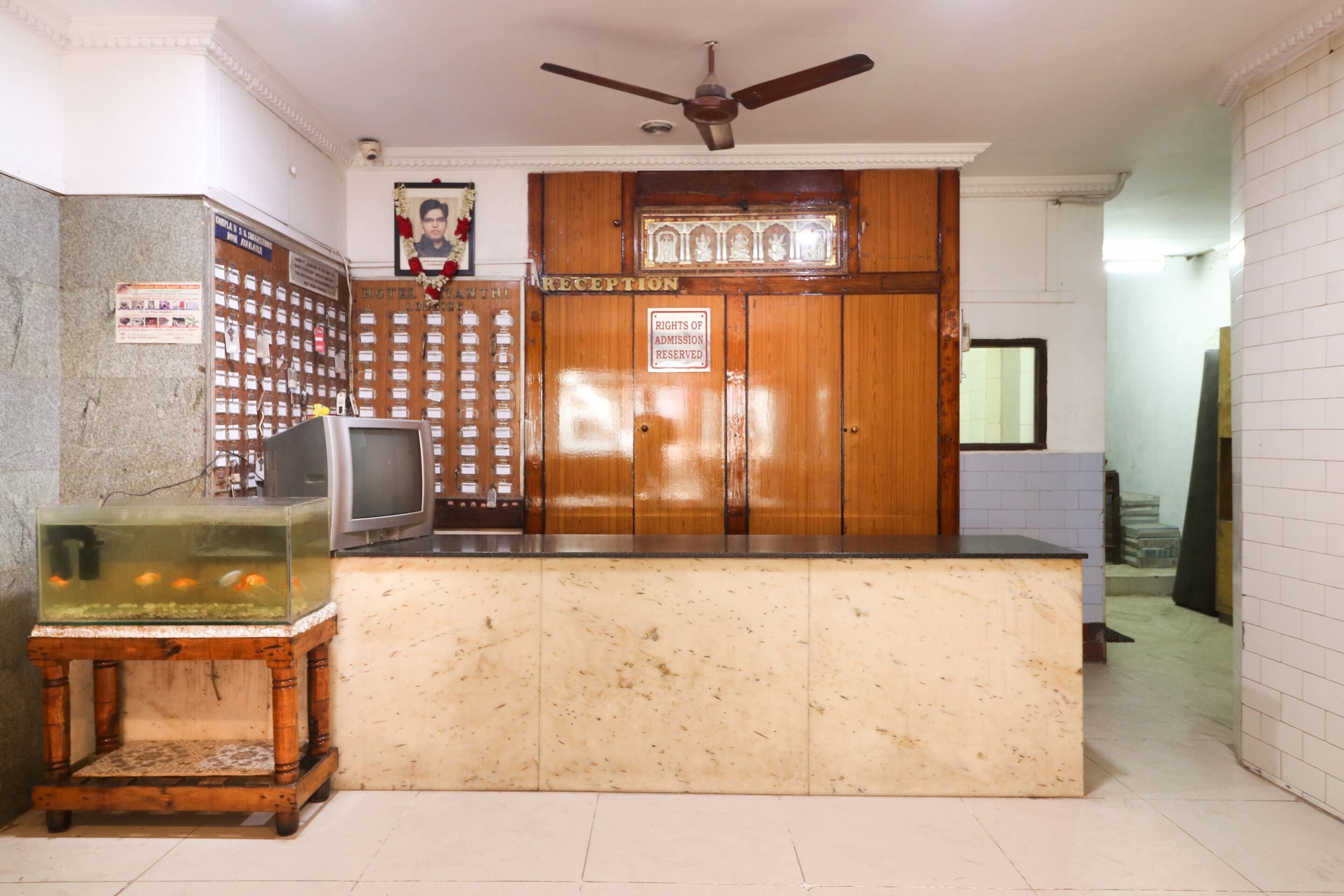 Jayanthi Mansion by OYO Rooms