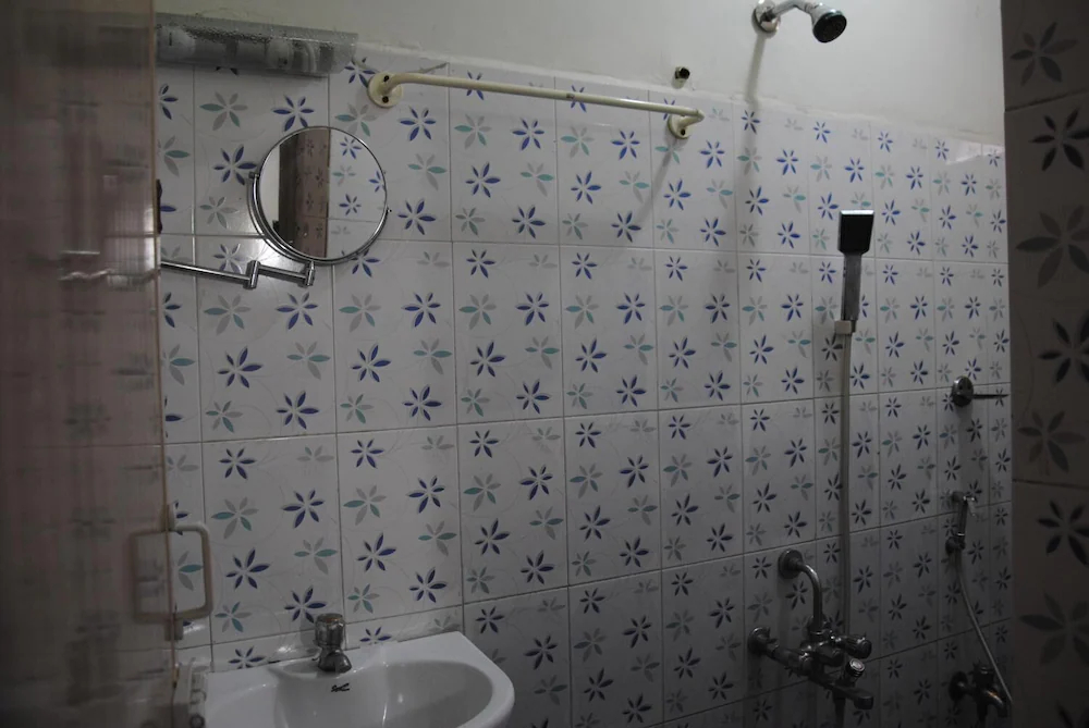 Just Guest House