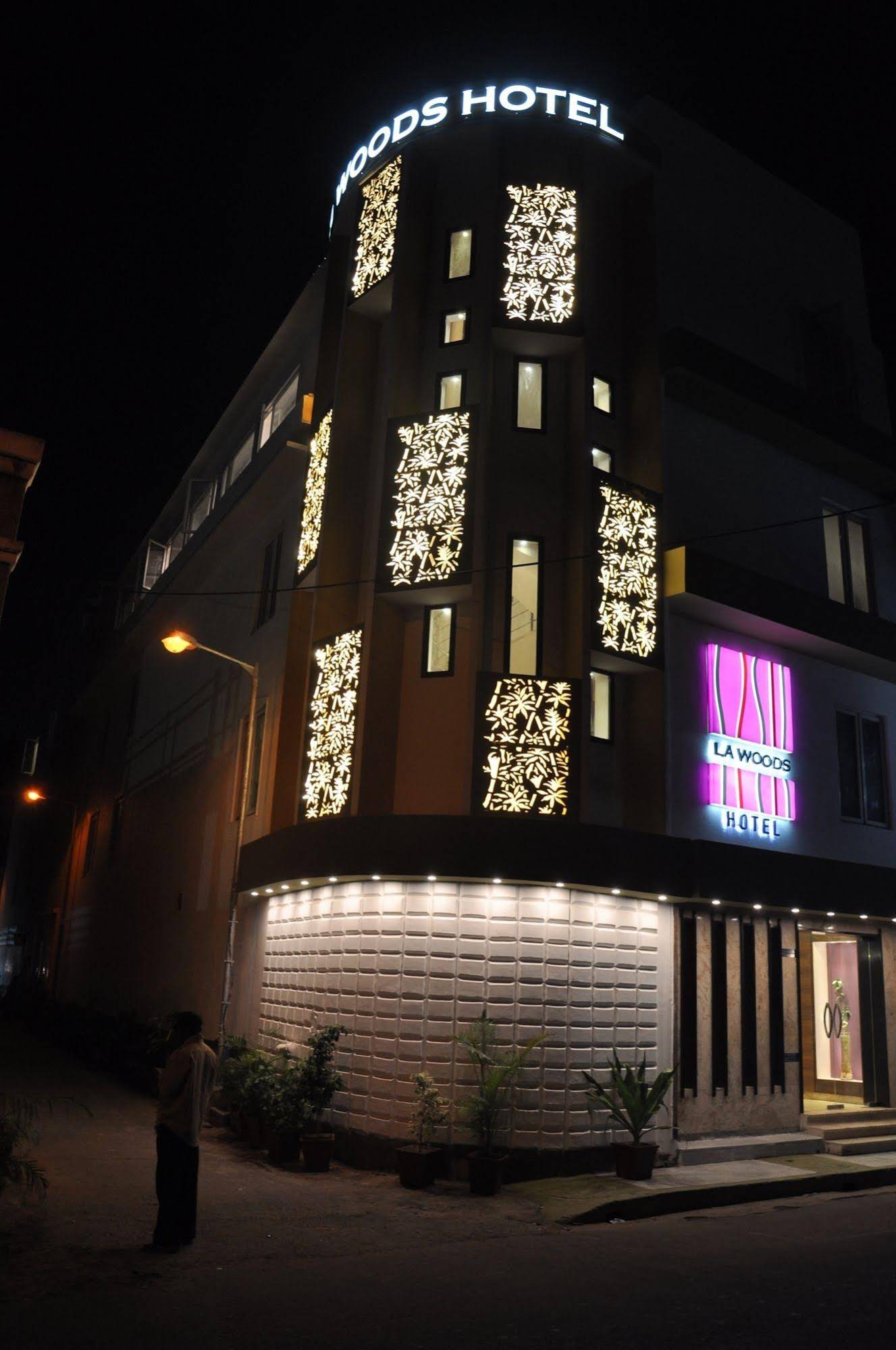 La Woods Hotel